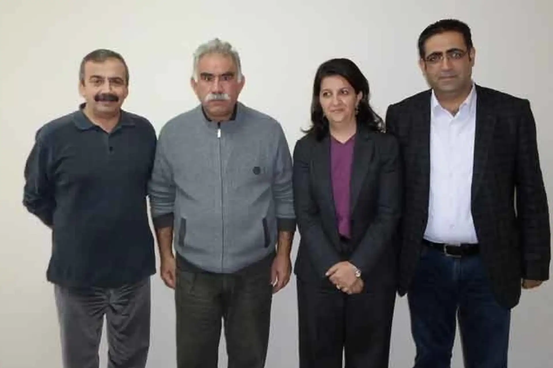 DEM Parti Heyeti İmralı'da: Öcalan'la İlk Temas!