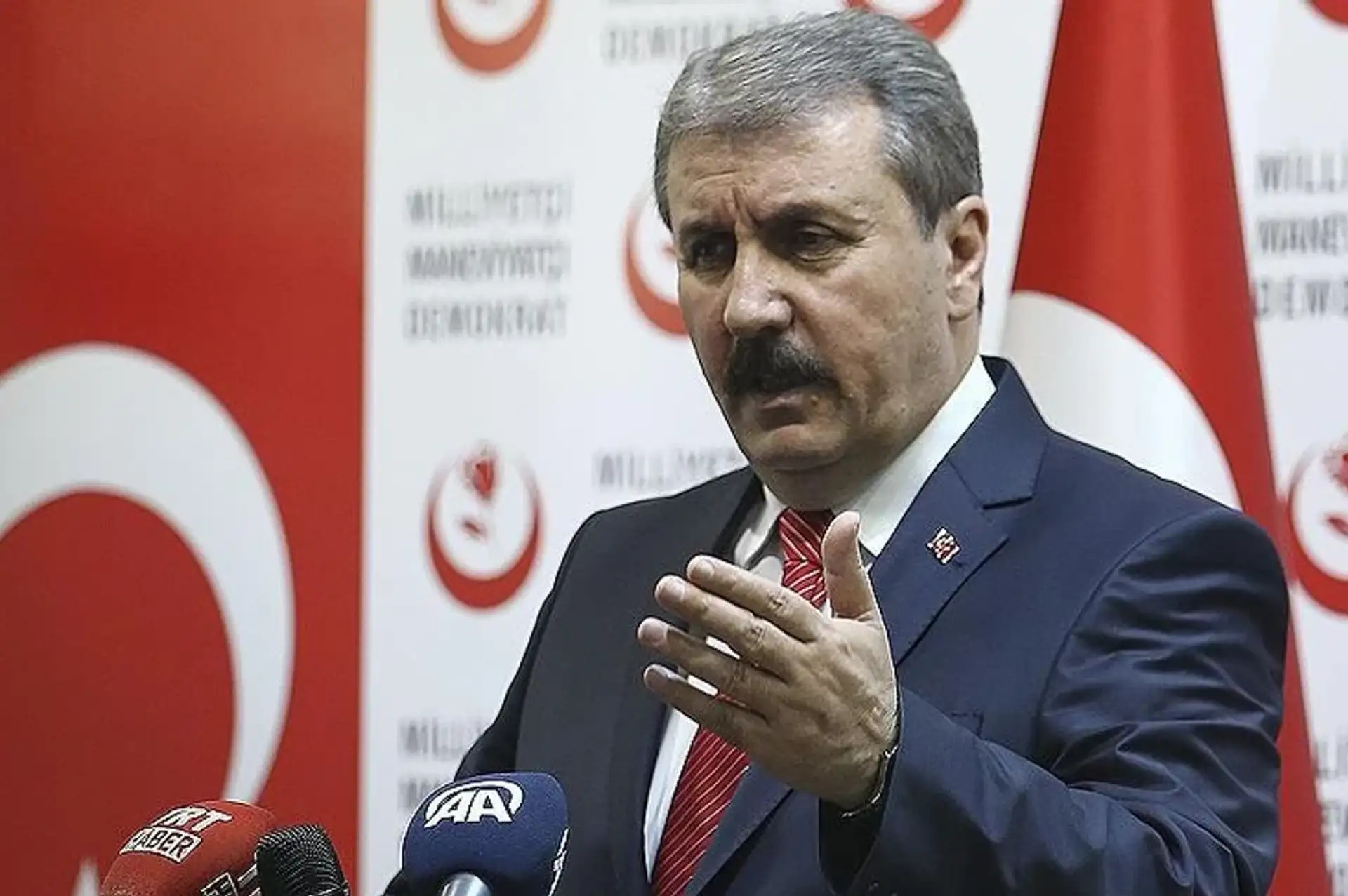 DEM Parti-Öcalan Görüşmesine Mustafa Destici'den Sert Sözler: "Terör Örgütünün Ömrünü Uzatmak..."