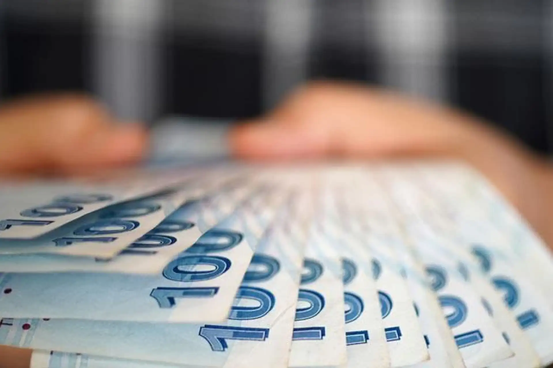 Emekli Maaşı için 2 Farklı Tahmin! 2025 Zammı Ne Kadar Olacak?