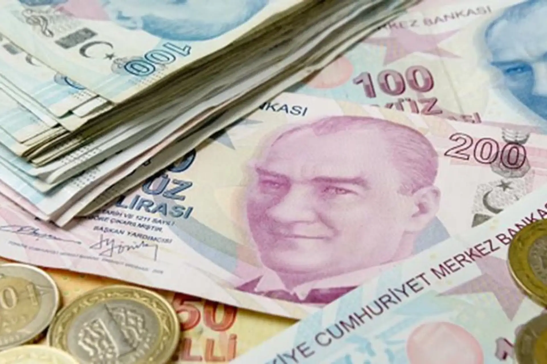 Emekli, Memur, Dul ve Yetim, 65 Yaş Üstü Milyonların Yüzü Gülecek: İşte Yeni Yılda Zamlı Maaşlar
