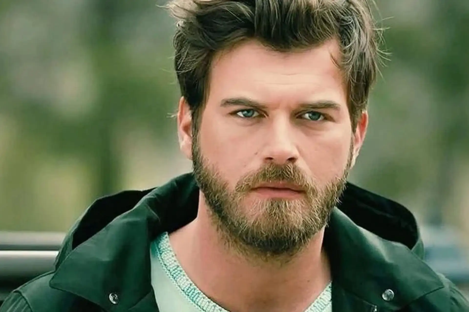 Kıvanç Tatlıtuğ Dostlarıyla Barbekü Partisi Yaptı: "Birkaç İyi Adam"