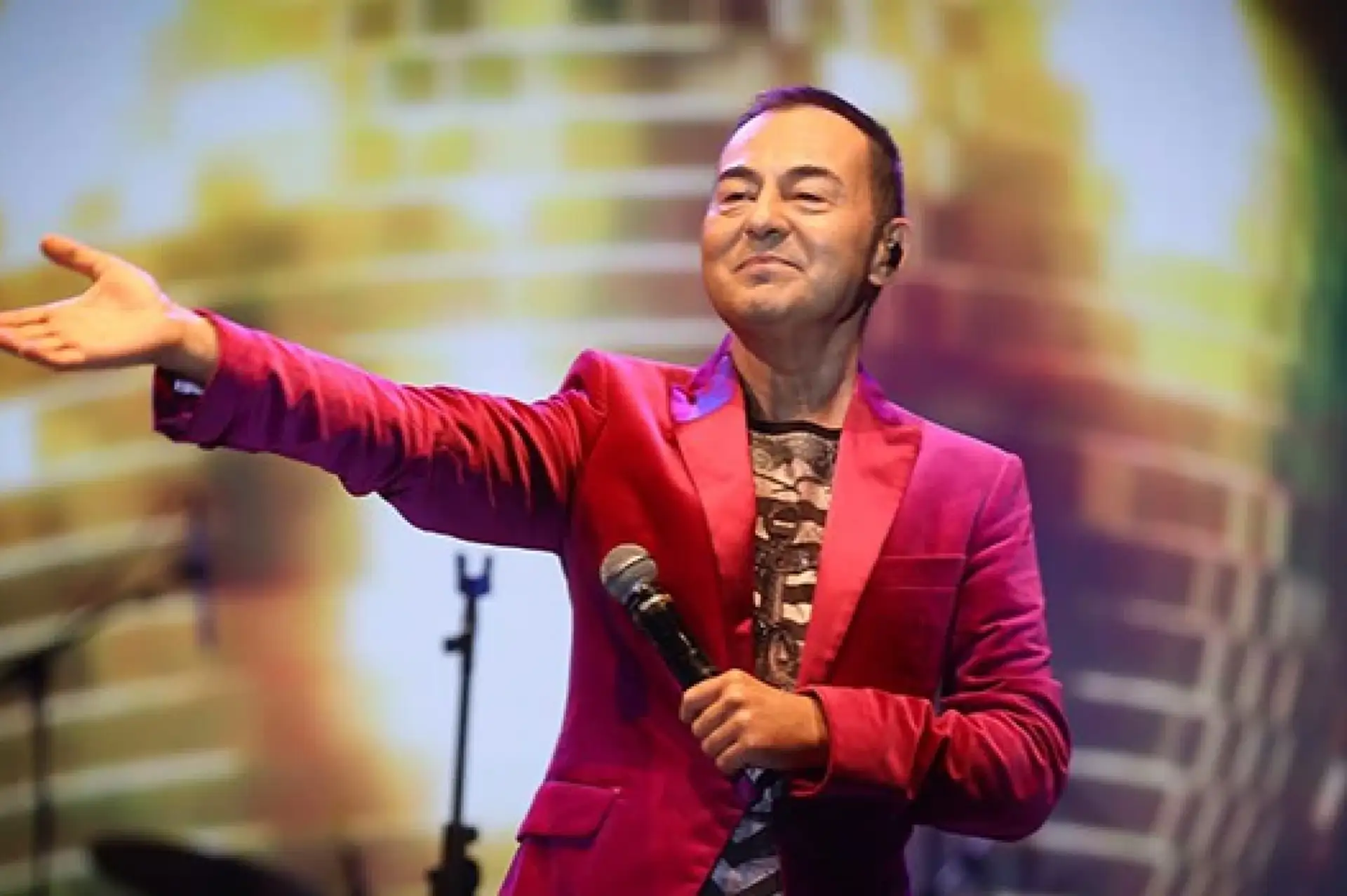 Serdar Ortaç Aylık Gelirini Açıkladı