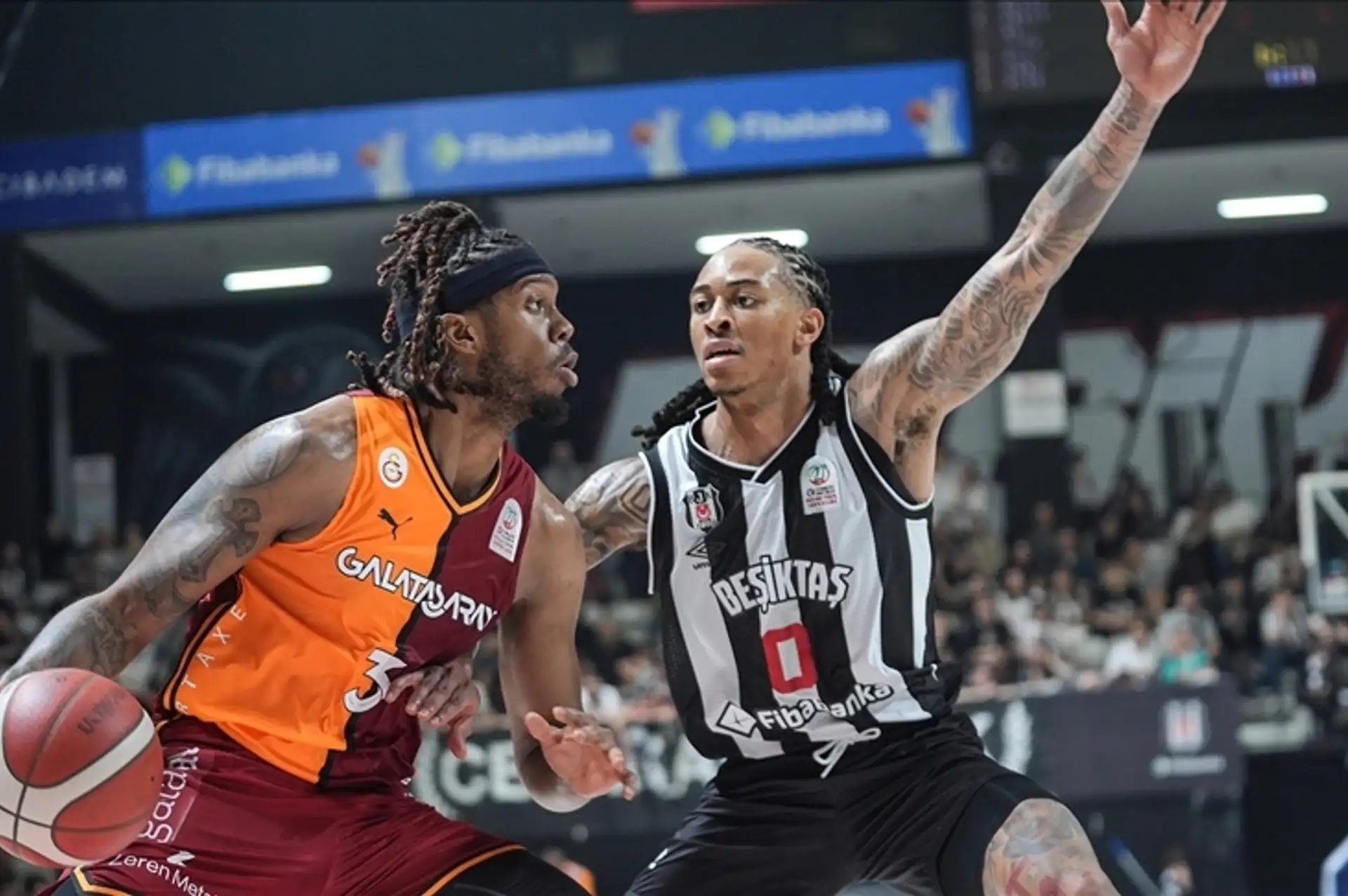 Basketbol Süper Ligi Play-Off: Yarı Finale İlk Biletler Anadolu Efes ve Beşiktaş'ın!