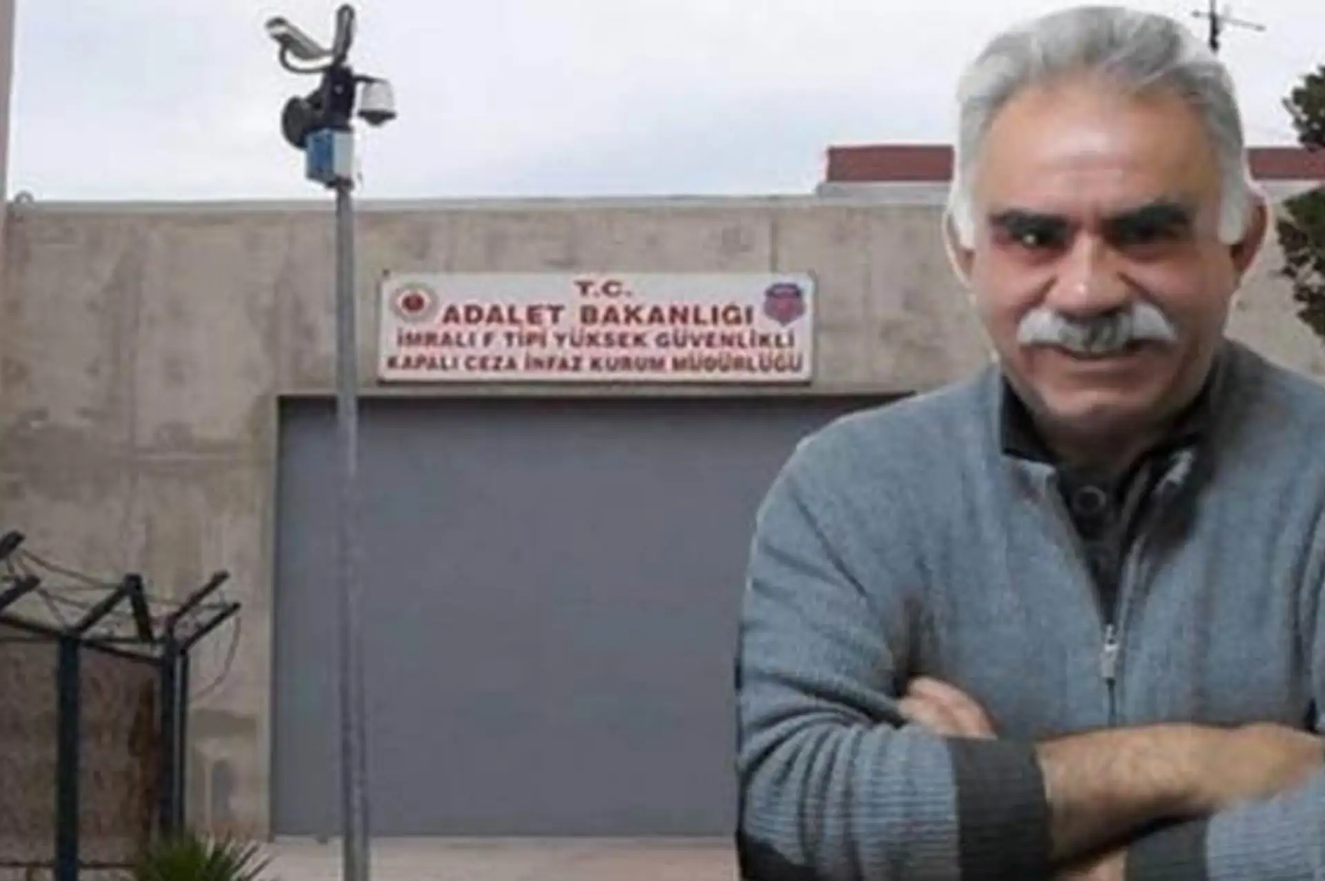 İmralı Adası'na Öcalan'ın Ailesinden Bayram Ziyareti