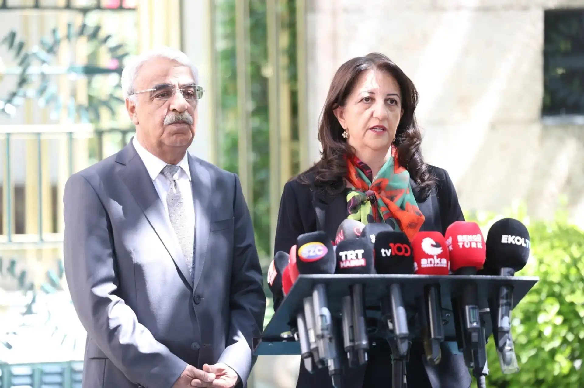 İmralı Heyetinden Kurtulmuş'a Ziyaret