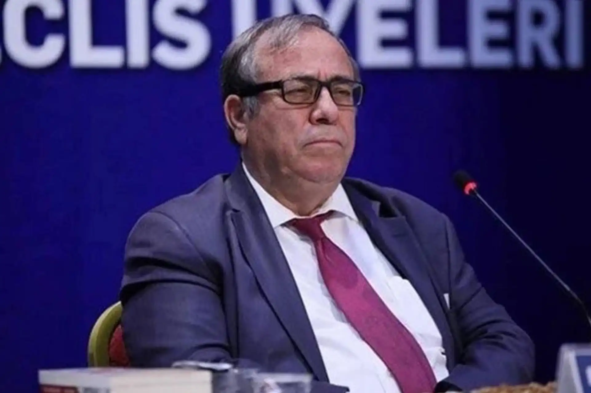 Eski Sağlık Bakanı Halil Şıvgın Hayatını Kaybetti
