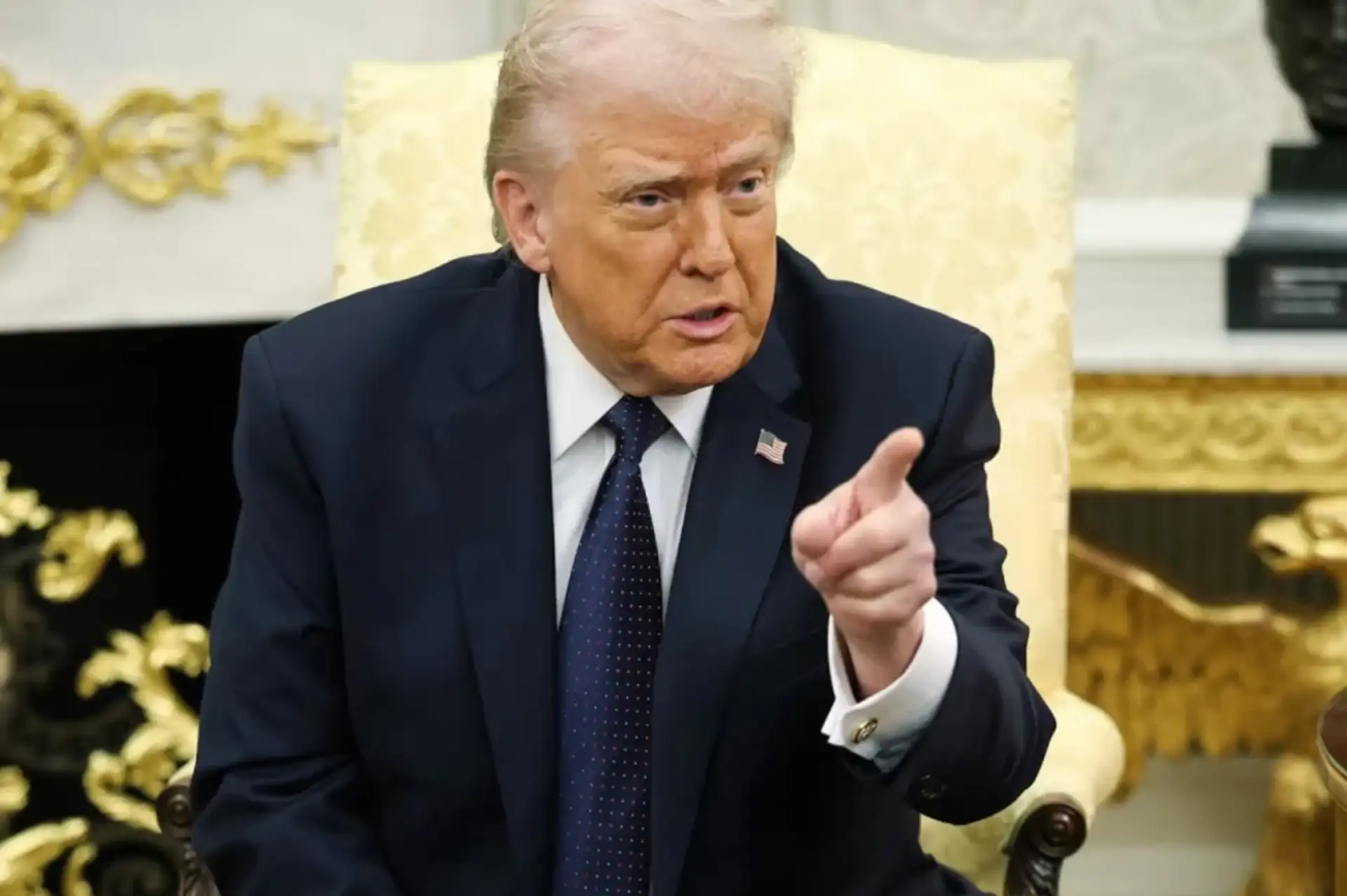 Trump'tan İran'a "Kayıtsız Şartsız Teslimiyet" Çağrısı