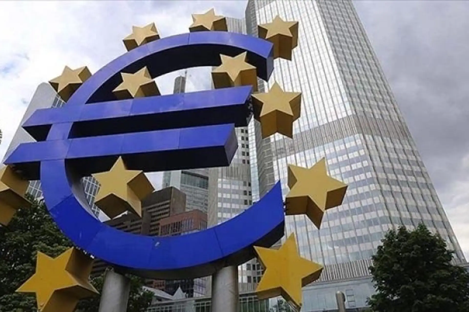 Merkez Bankaları Yeniden Sıkılaşma Yolunda