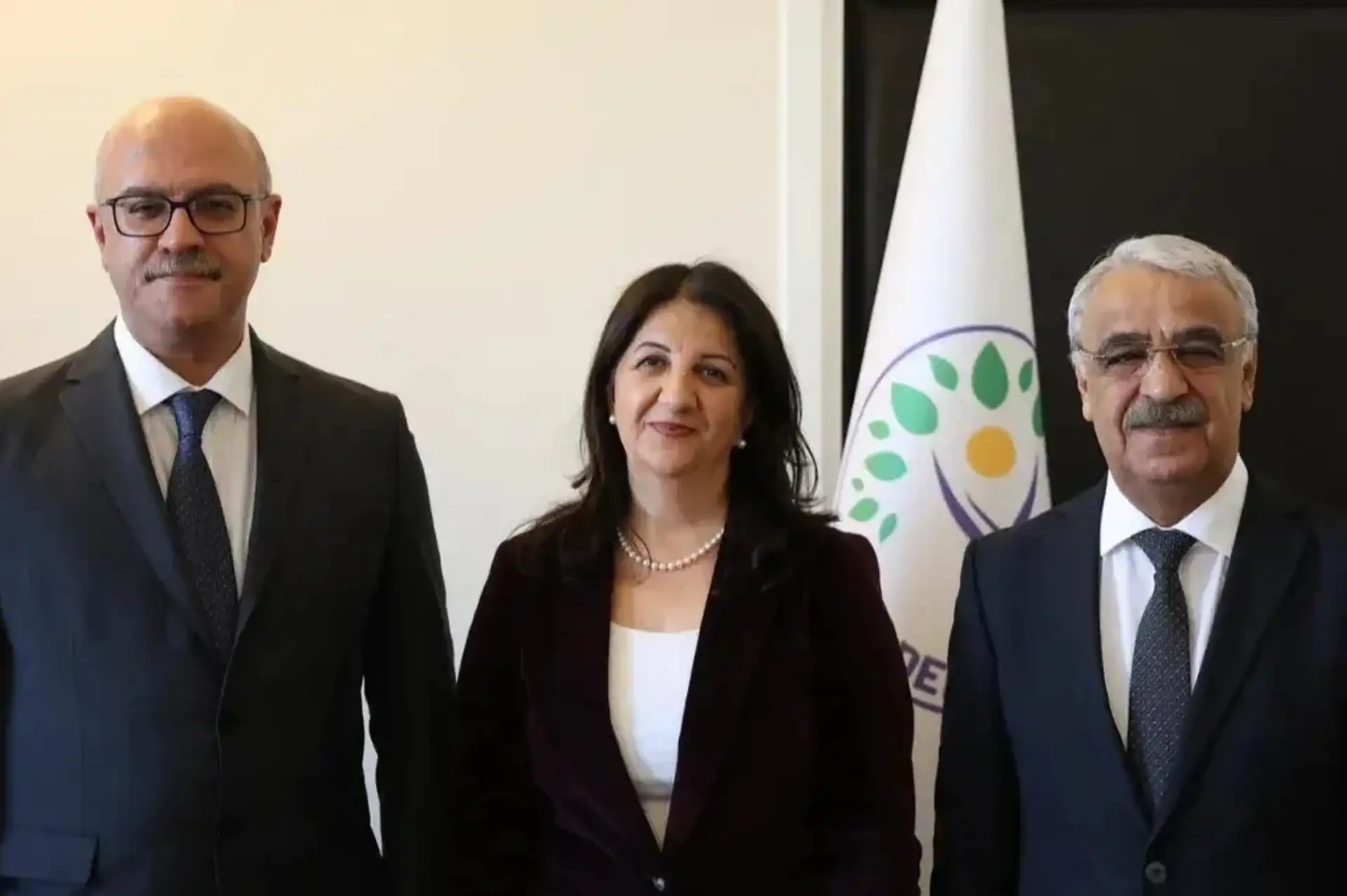 DEM Parti Heyeti İmralı'dan Döndü