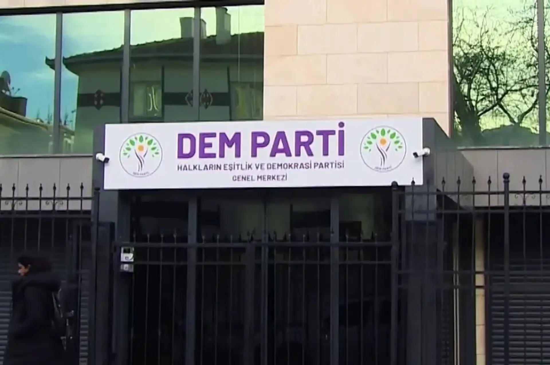 DEM Parti'den Öcalan'ın Statüsü Vurgusu
