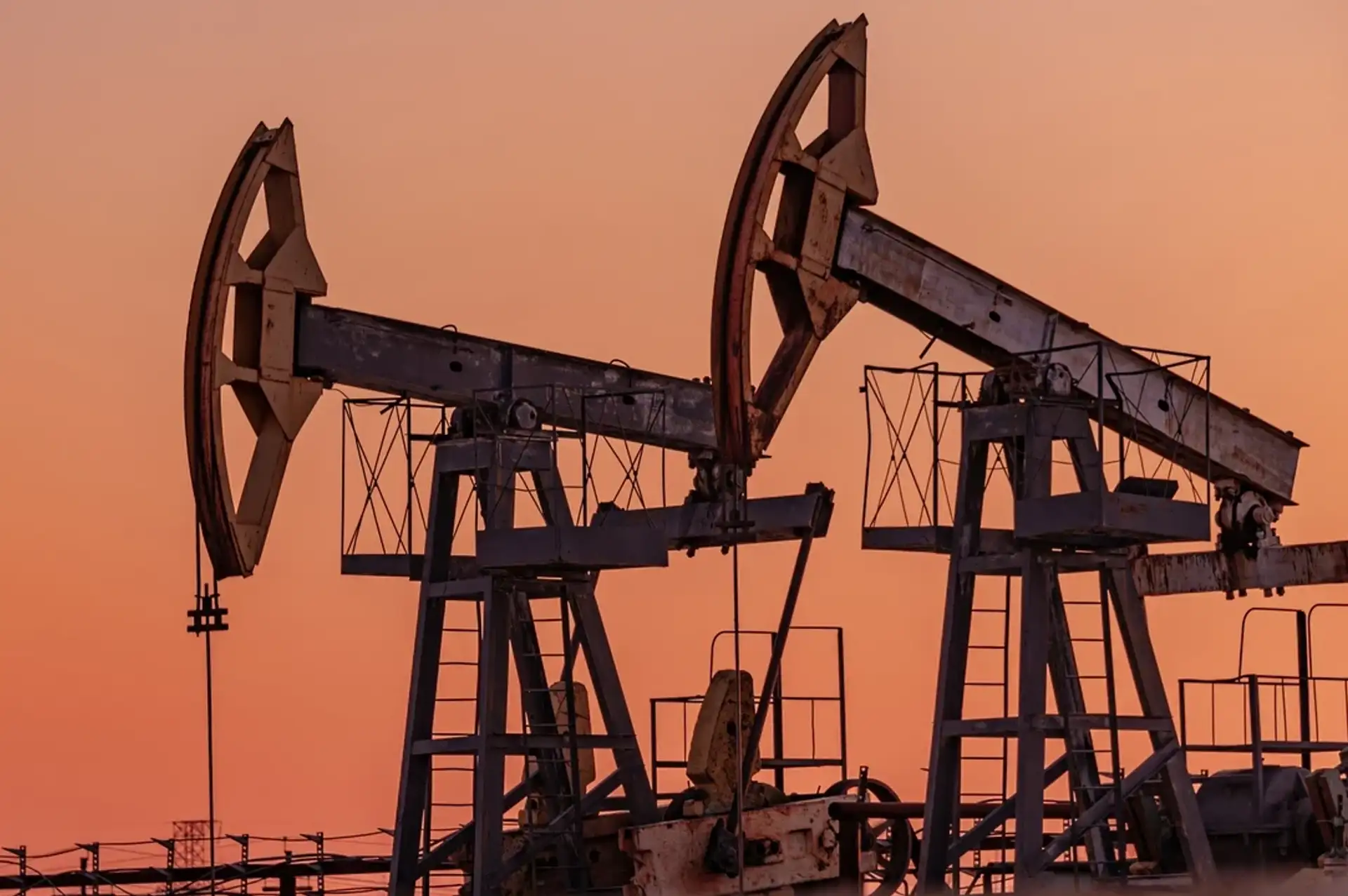 Petrol fiyatları Hürmüz Boğazı gerilimiyle dört gündür yükseliyor