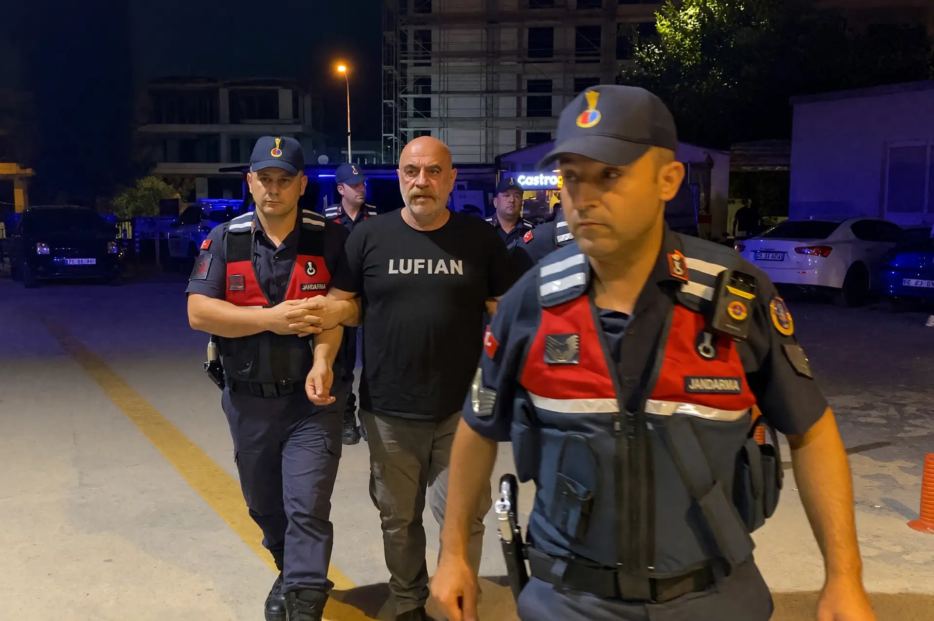 Yönetmen Ezel Akay'ın uyuşturucu testi pozitif çıktı