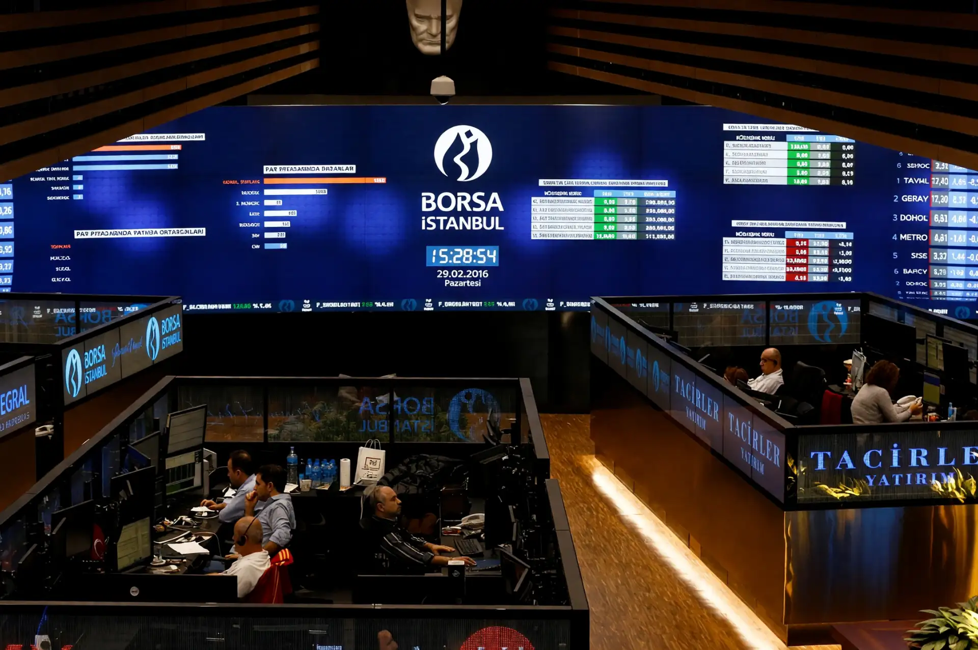 Zorlu Enerji’den (ZOREN) 60,5 milyon dolarlık faiz erteleme hamlesi