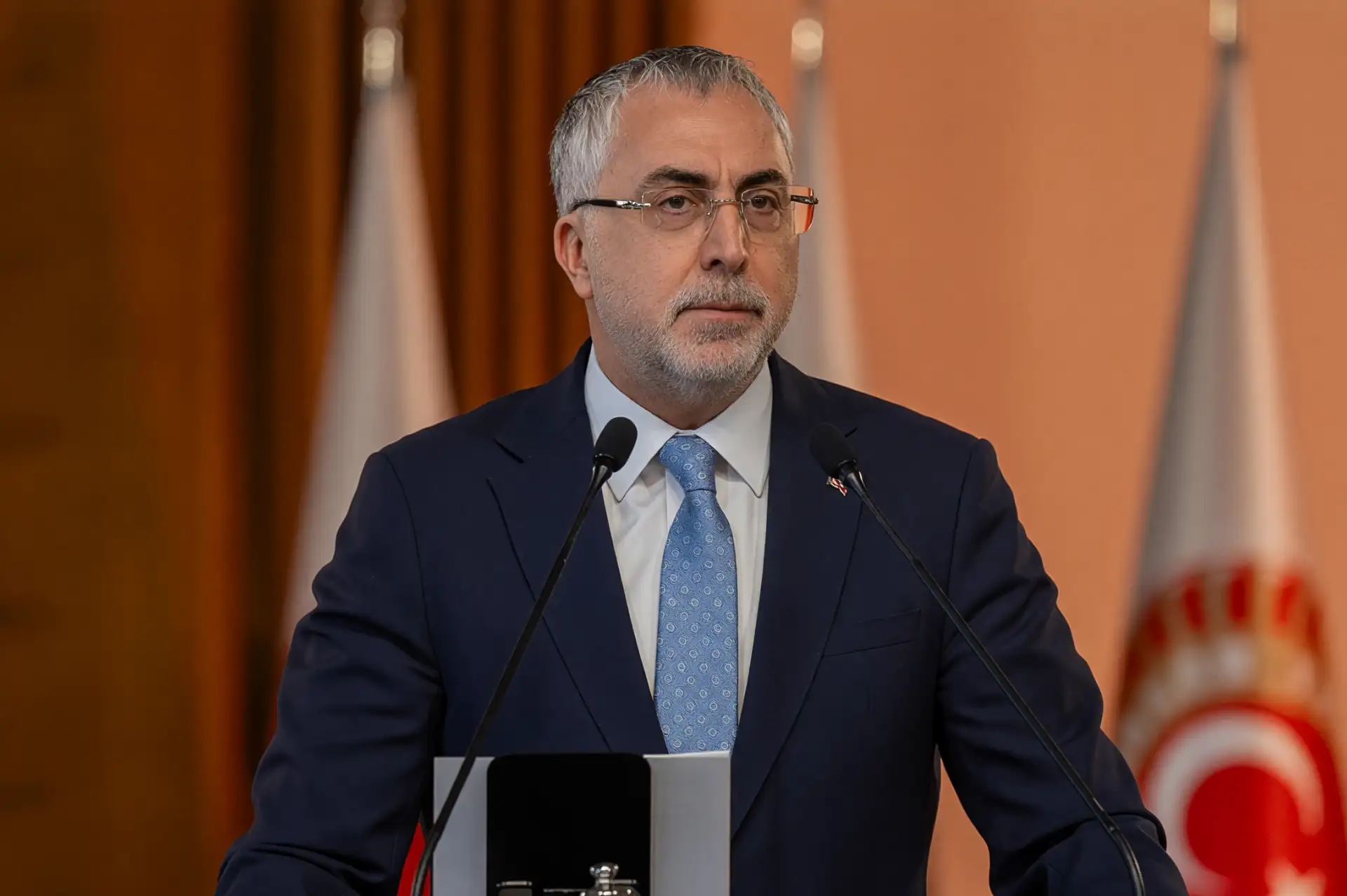 Bakan Işıkhan Duyurdu: e-Devlet Kullanıcı Sayısı 70 Milyona Yaklaştı