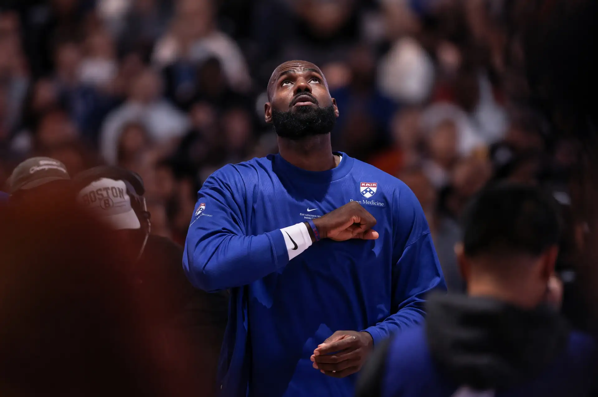 LeBron James, 41 yaşında tarihi bir ilke imza attı