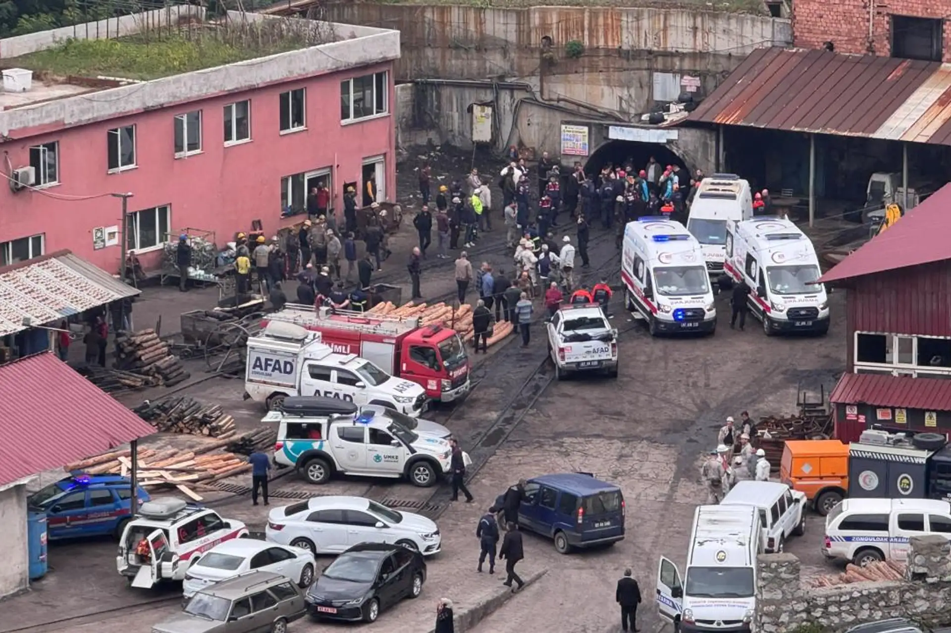 Zonguldak'taki Maden Faciasında Soruşturma Derinleşiyor: 3 Kişi Tutuklandı