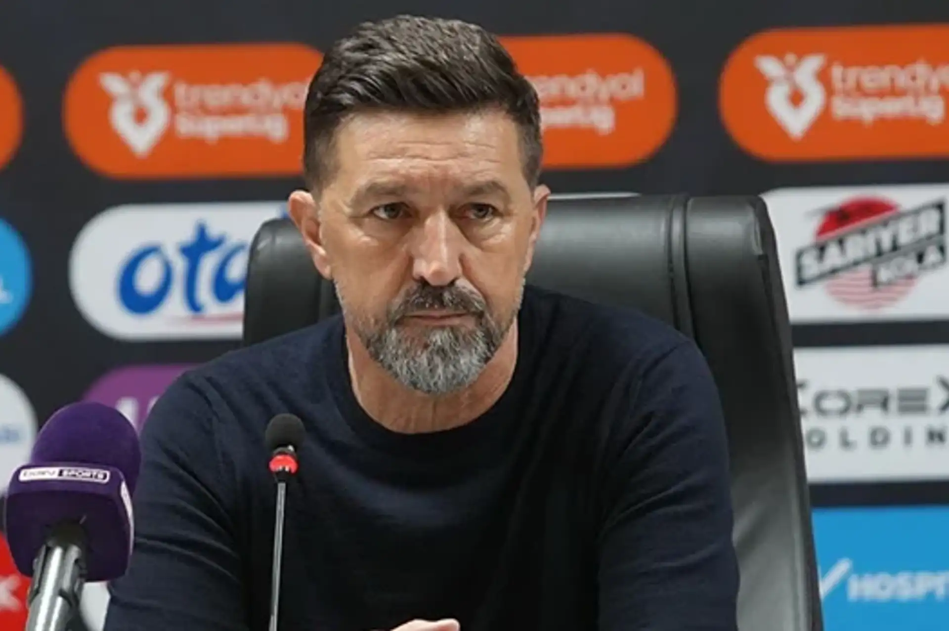 Besnik Hasi: Samsunspor deplasmanında 3 puandan memnun
