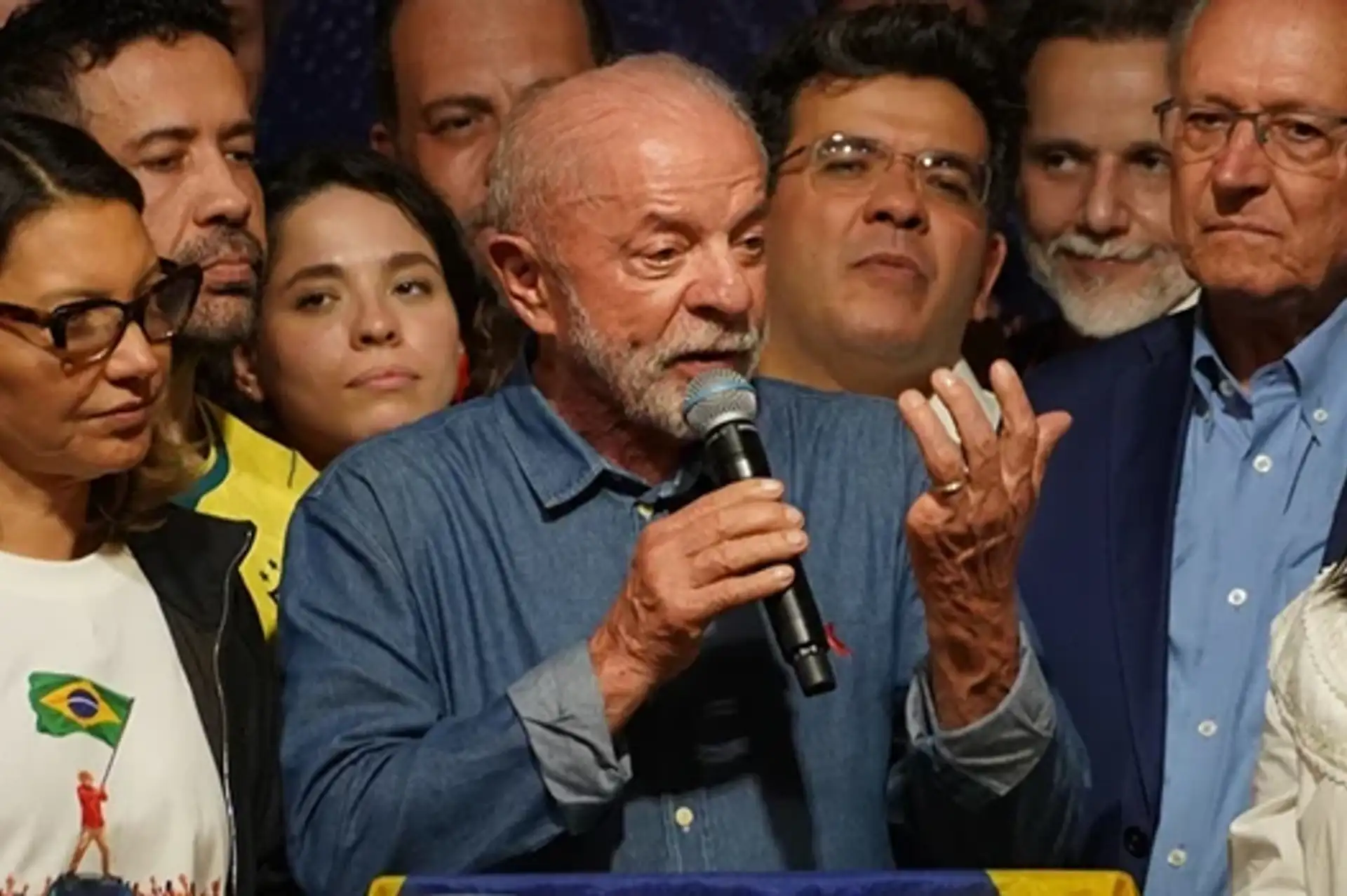 Brezilya seçimini Lula da Silva kazandı, Bolsonaro sonuçları tanımadı