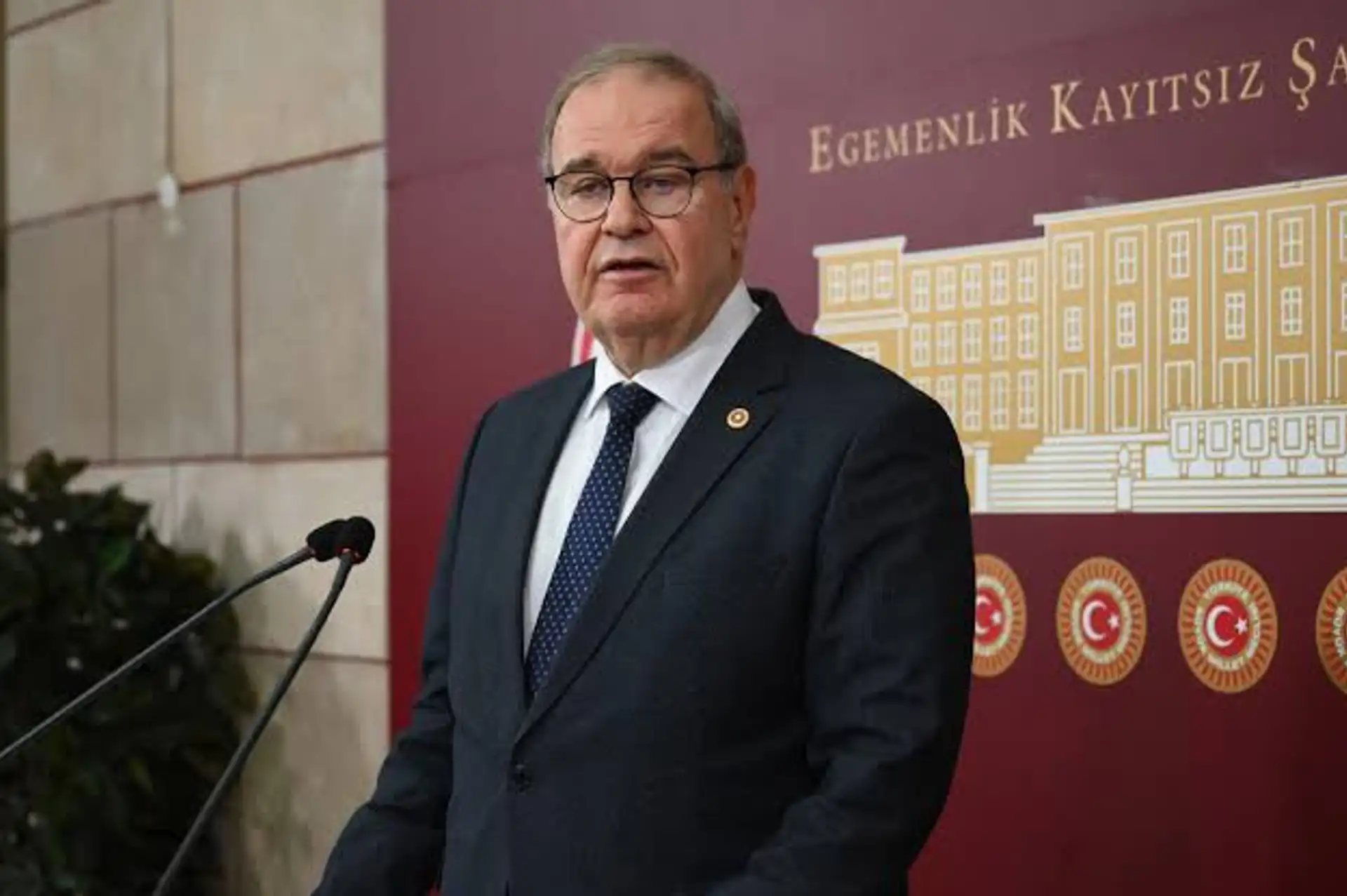 CHP’de “5 Milyon 100 Bin TL” Tartışması! Faik Öztrak’tan Yeni Parti’ye Sert Sözler