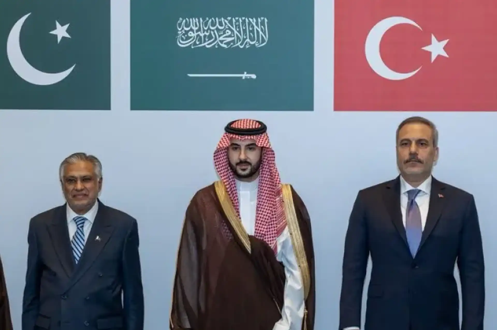 MİT Başkanı Kalın ve Suudi Savunma Bakanı Tahran'da Görüşecek