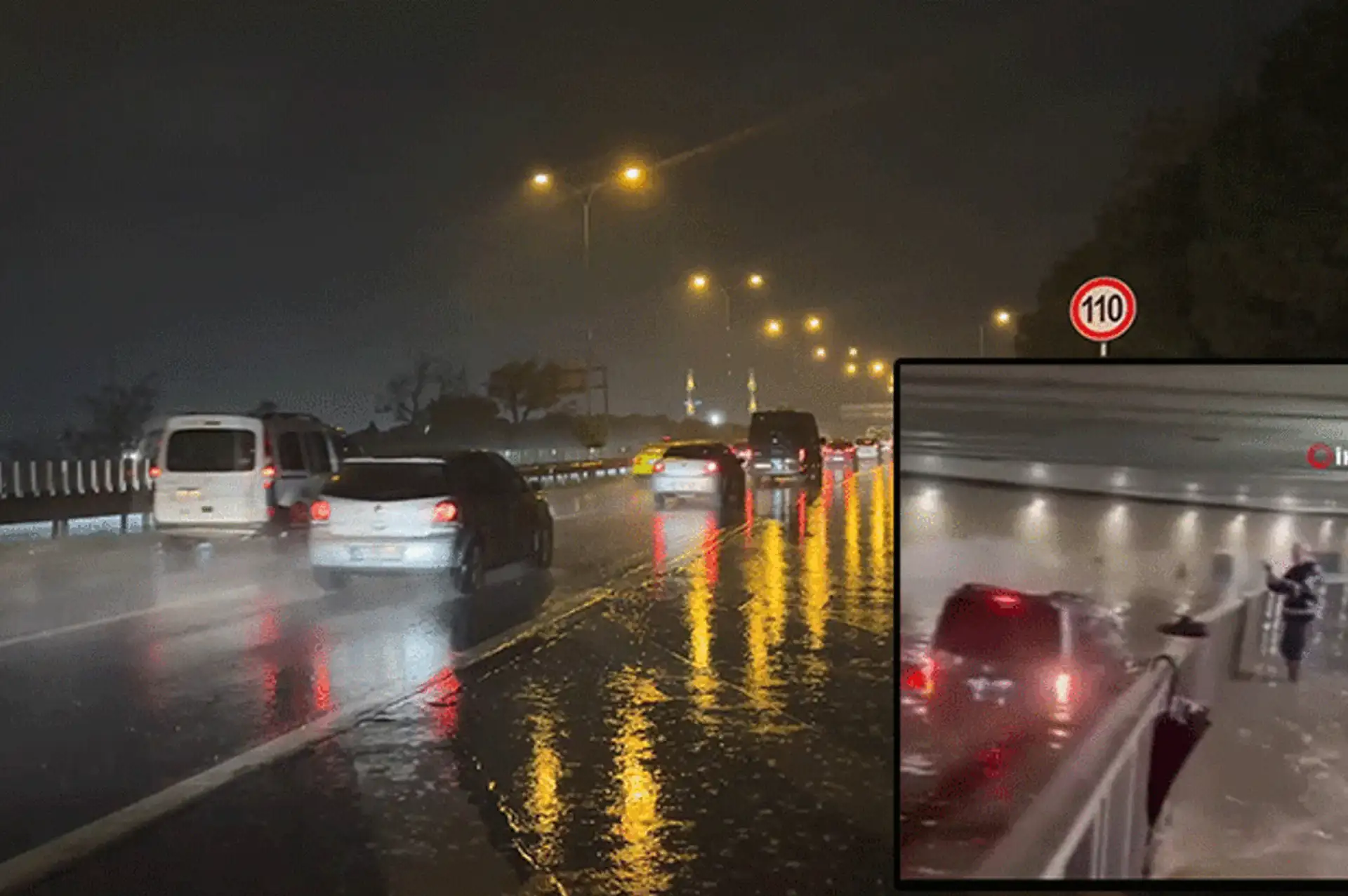 İstanbul'da Kuvvetli Yağış Yolları Göle Döndürdü