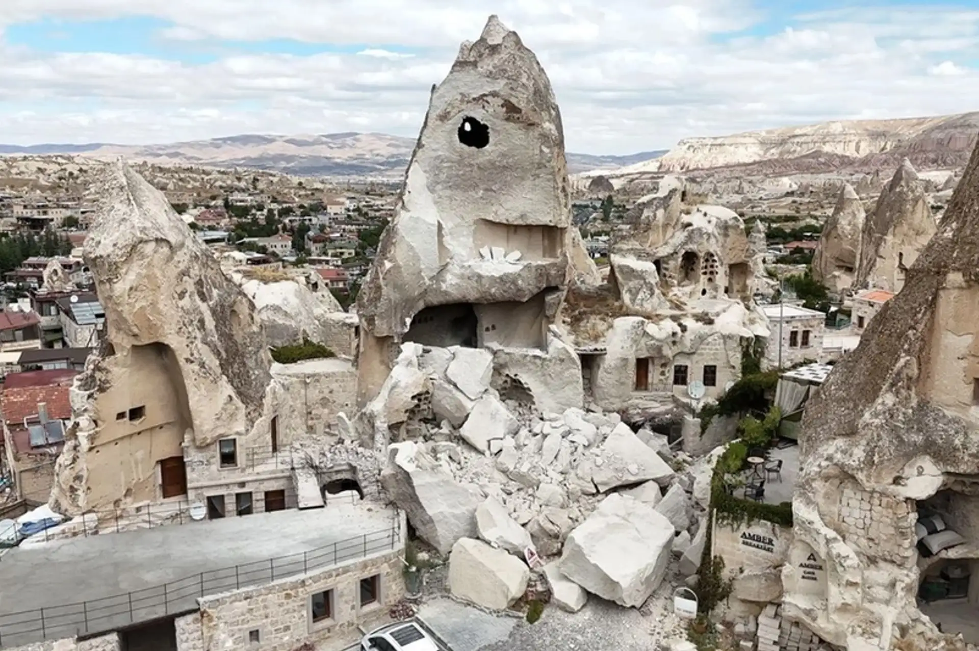 Göreme'deki Peribacası Faciasında Can Kaybı 3'e Yükseldi!