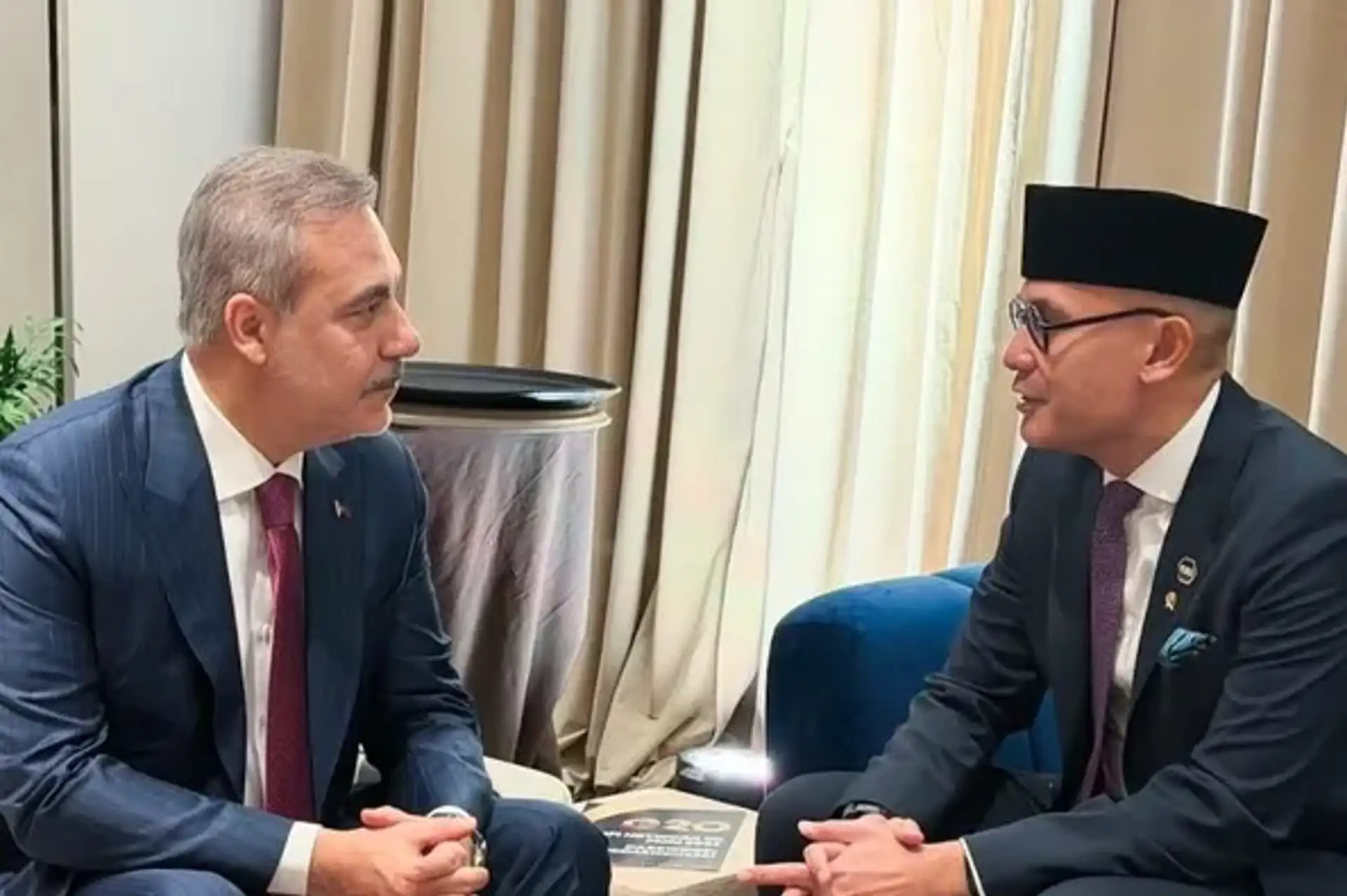 Bakan Fidan ABD'de Endonezyalı Mevkidaşıyla Görüştü