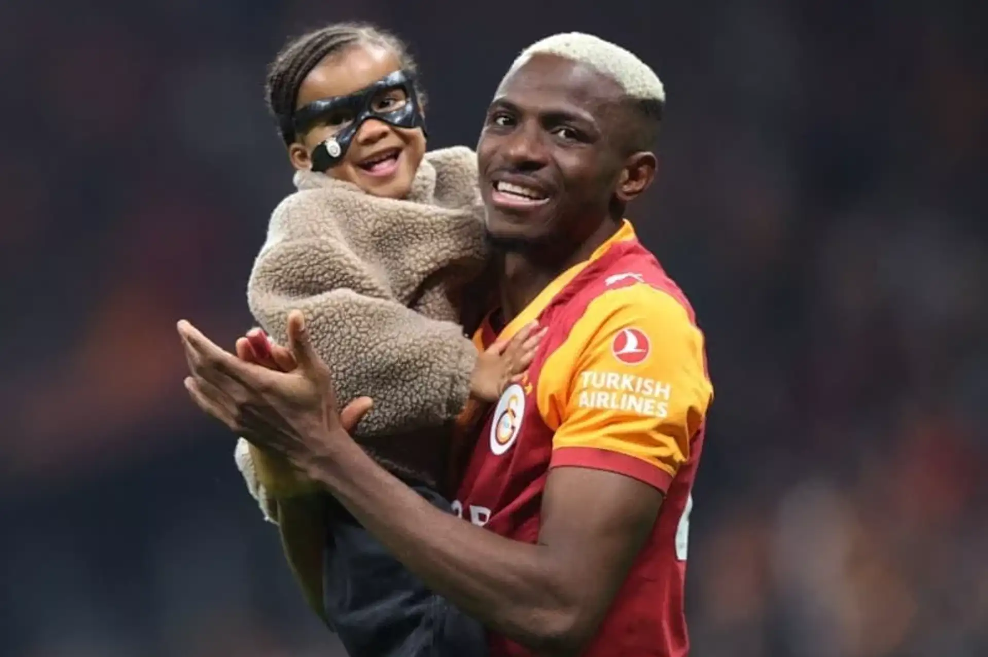 Victor Osimhen İkinci Kez Baba Oldu! Hoş Geldin Liora Audrey