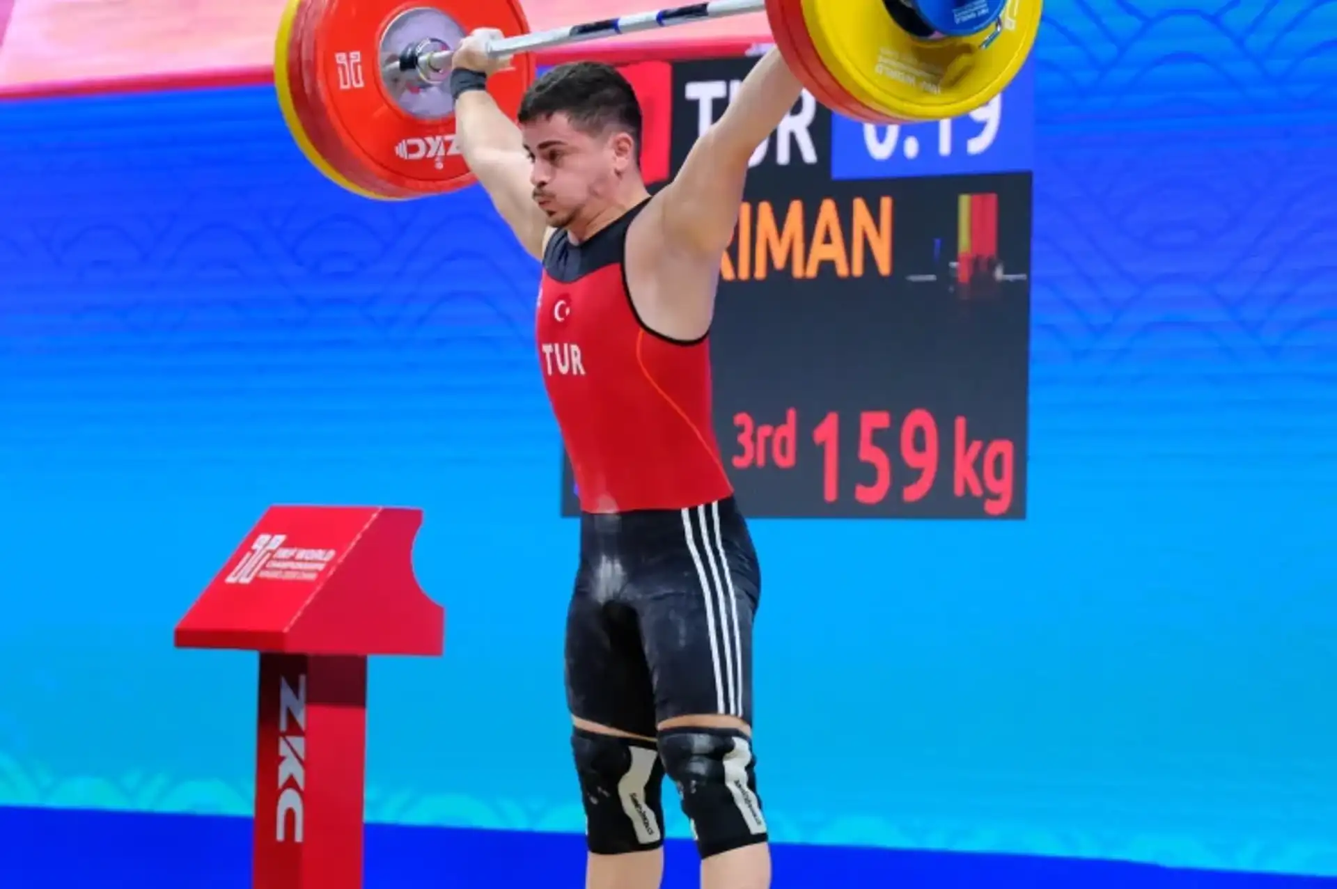 Kaan Kahriman dünya halter şampiyonasında gümüş madalya kazandı
