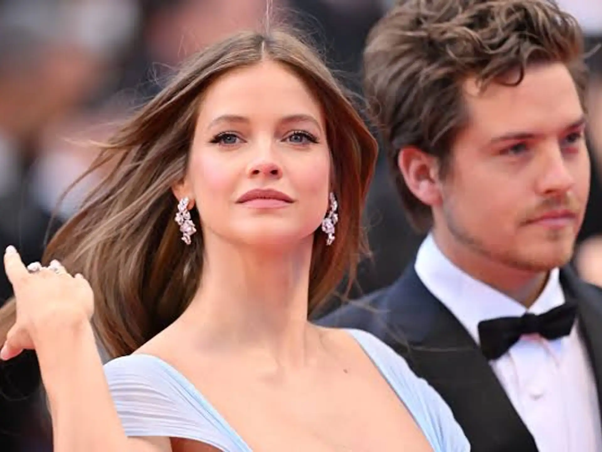 Barbara Palvin Gerçekten Aldatıldı mı? Sprouse Soyadını Neden Kaldırdı?