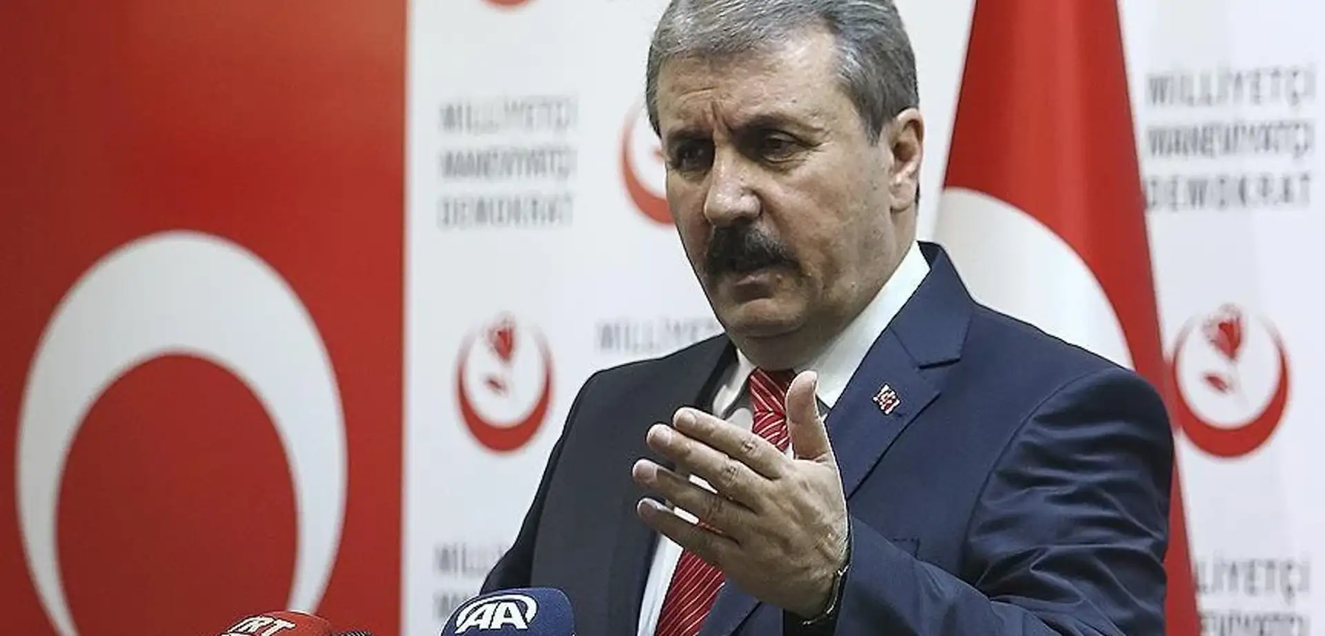 DEM Parti-Öcalan Görüşmesine Mustafa Destici'den Sert Sözler: "Terör Örgütünün Ömrünü Uzatmak..."