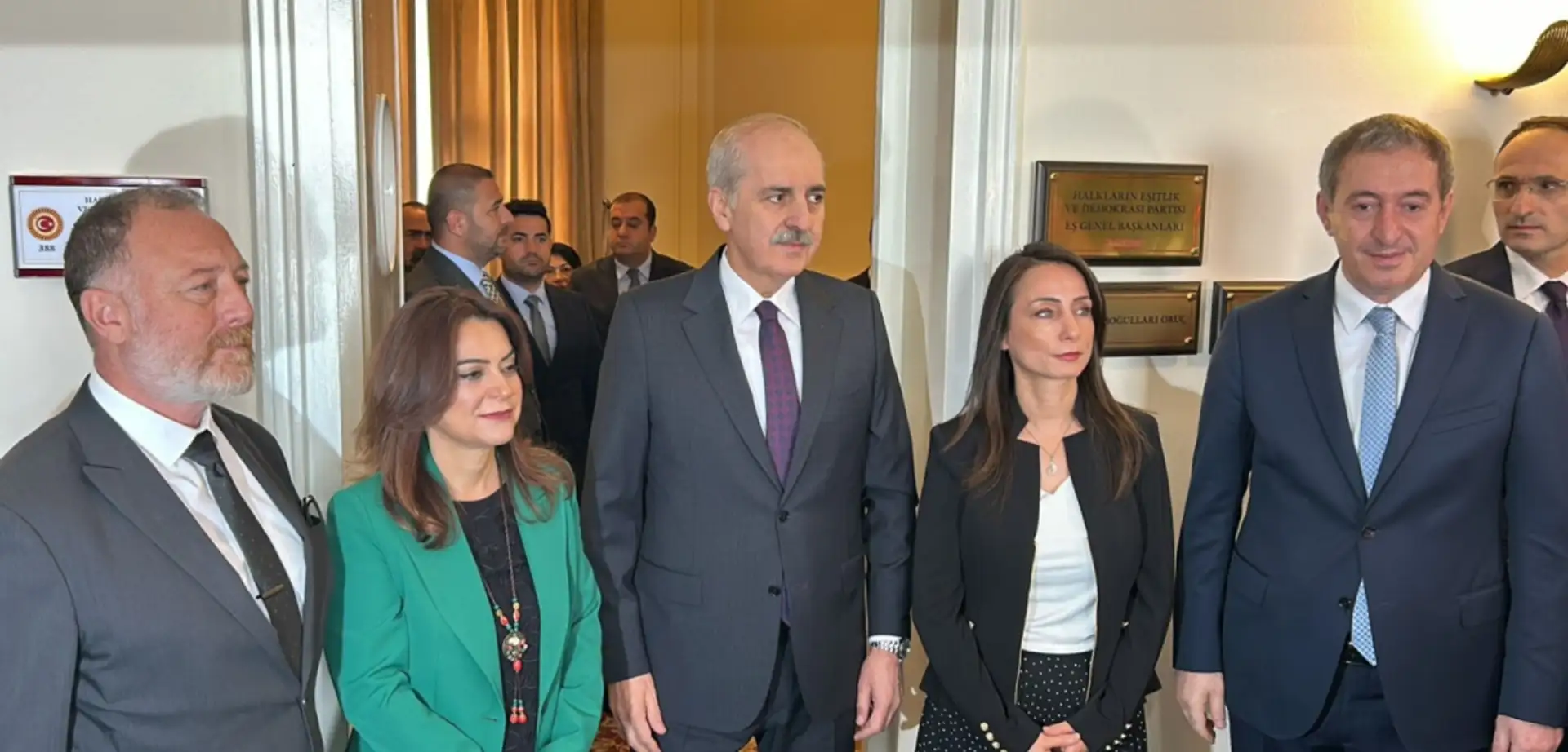 DEM Parti Heyeti Numan Kurtulmuş ile Görüştü
