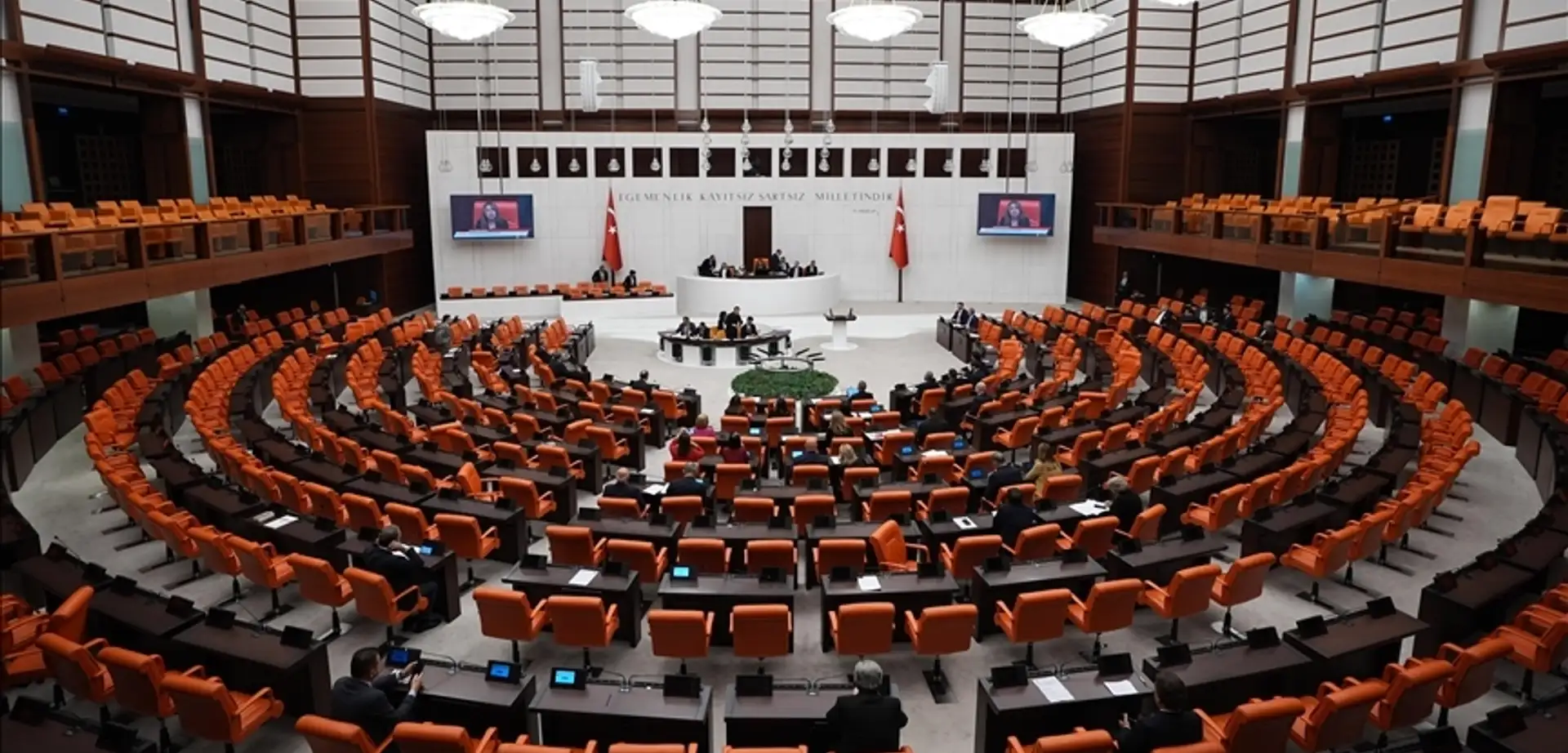 TBMM'nin Bu Haftaki Gündeminde Emekli Maaşı Var