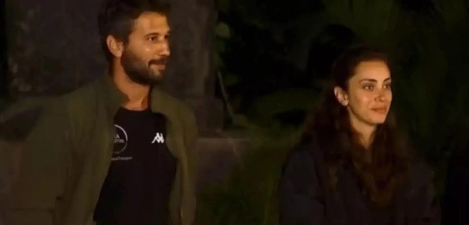 Survivor'da Adem ile Senem Aşk Yaşıyor