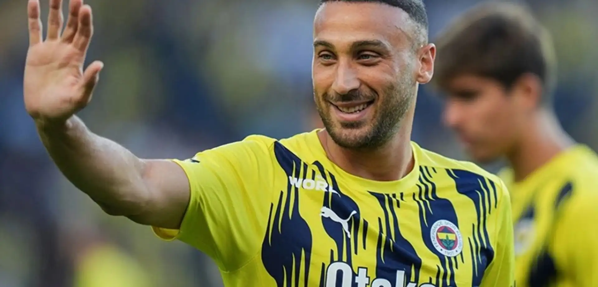Cenk Tosun'un Fenerbahçe'den Ayrılığı Kesinleşti! İşte Yeni Adresi