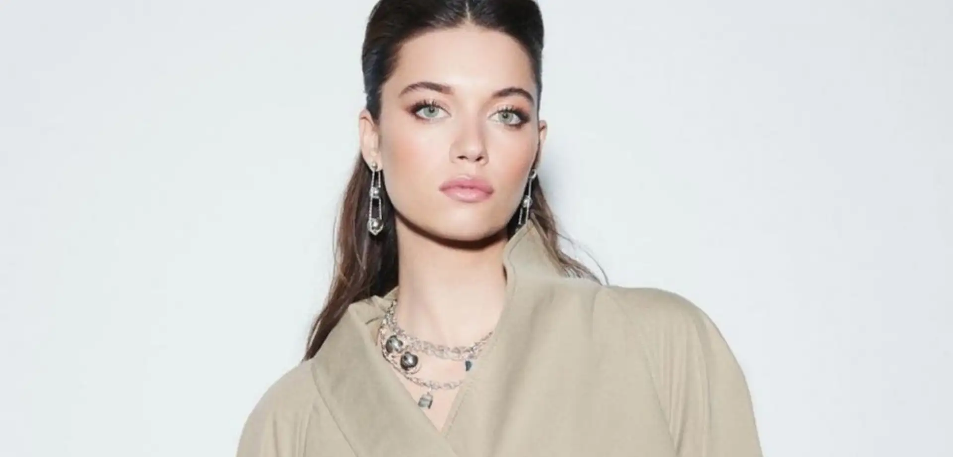 Afra Saraçoğlu Paris Moda Haftası'na Katılacak
