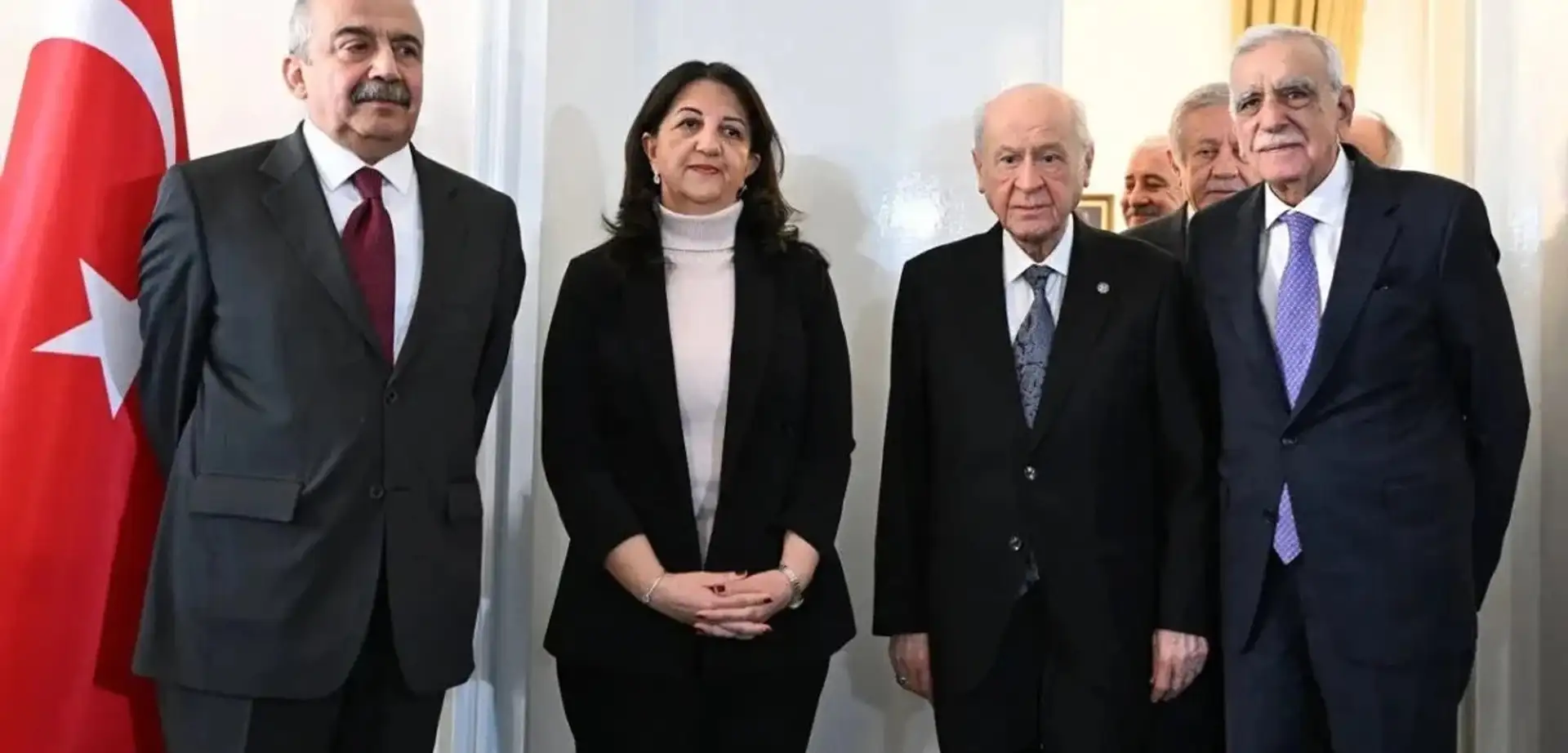 DEM Parti'nin Sıradaki Durağı MHP ve AK Parti Olacak
