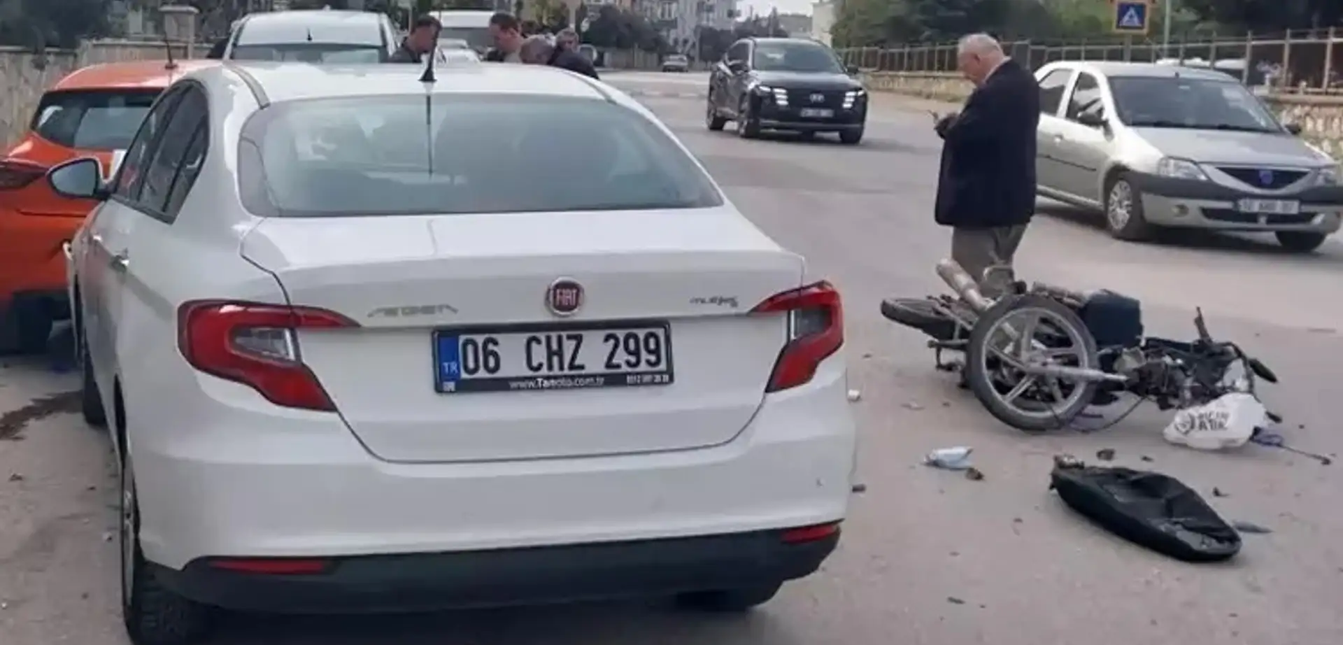Balıkesir'de Eski Milletvekilinin Otomobiliyle Çarptığı Motosikletin Sürücüsü Hayatını Kaybetti