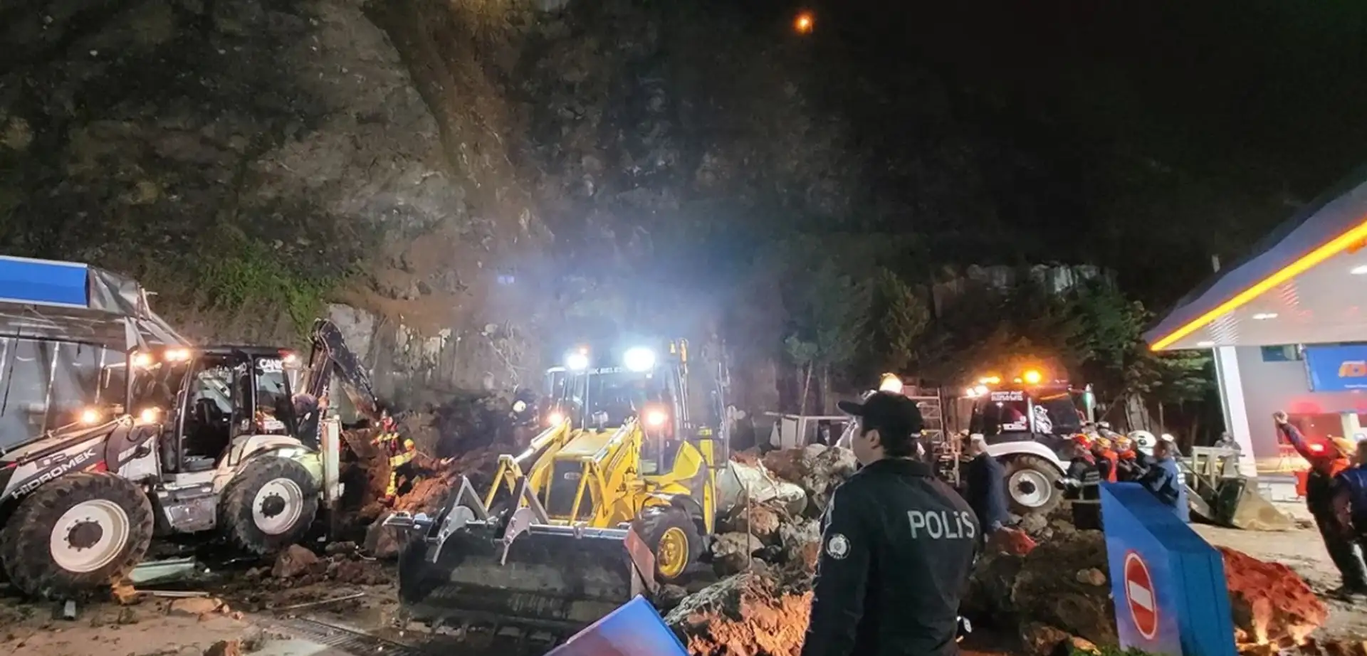 Samsun'da Heyelan Can Aldı: Müdür Gözaltında!