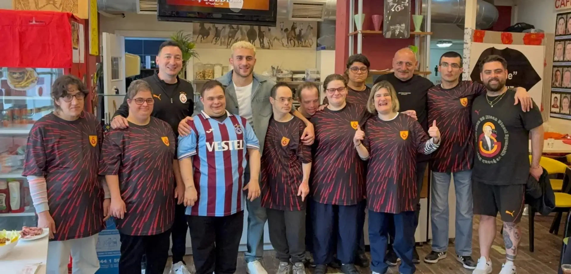 Barış Alper Yılmaz Down Cafe Ziyaretiyle Gönülleri Fethetti