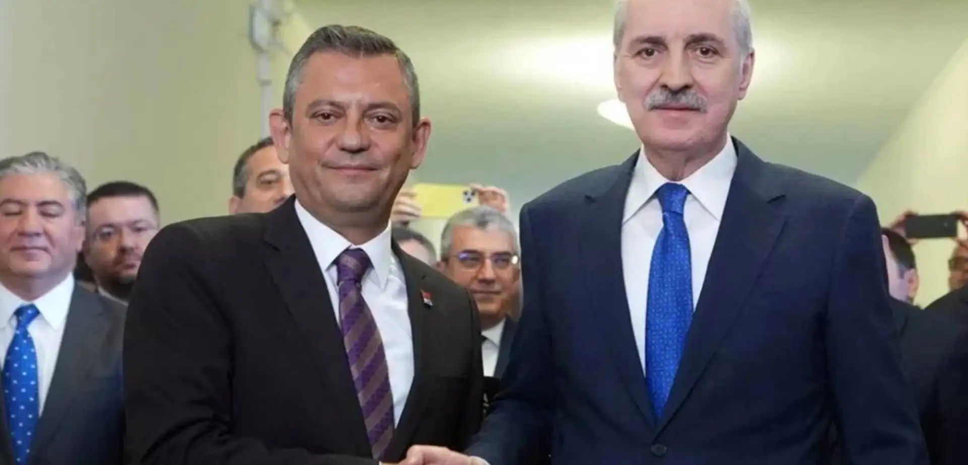 Numan Kurtulmuş, Özgür Özel ile Görüştü