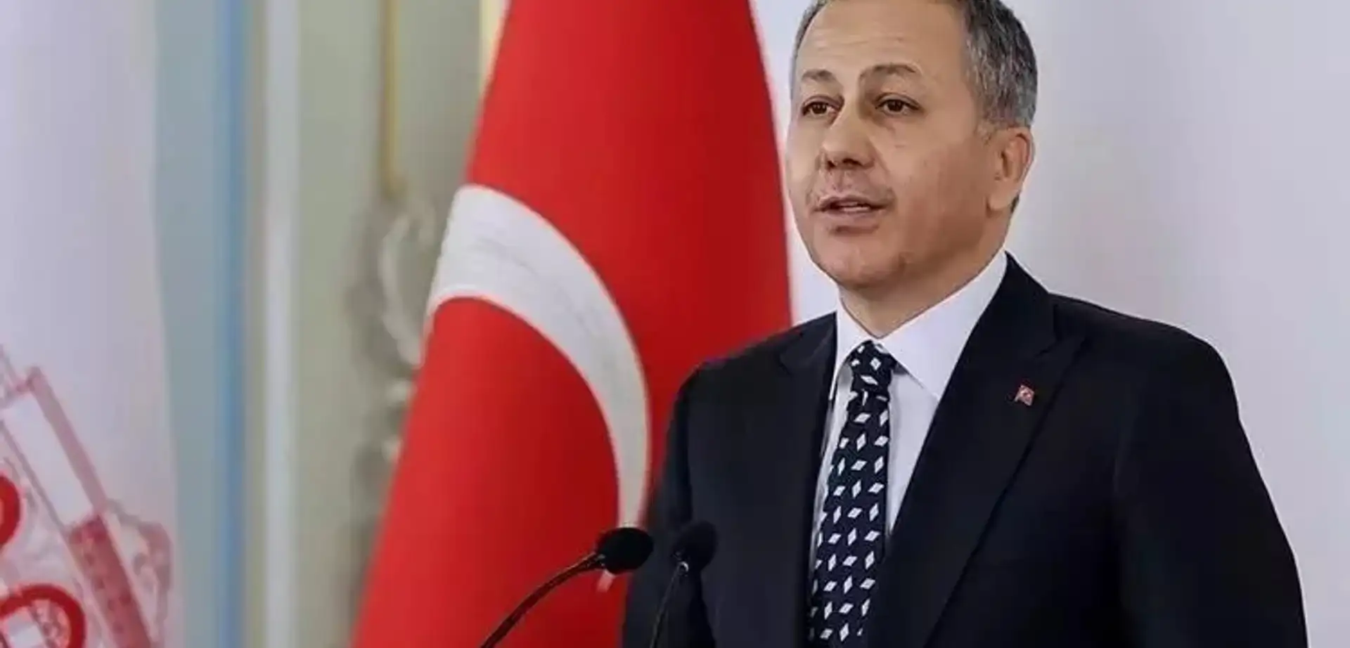 Yerlikaya'dan Dönüş Yoluna Çıkacaklara Çağrı