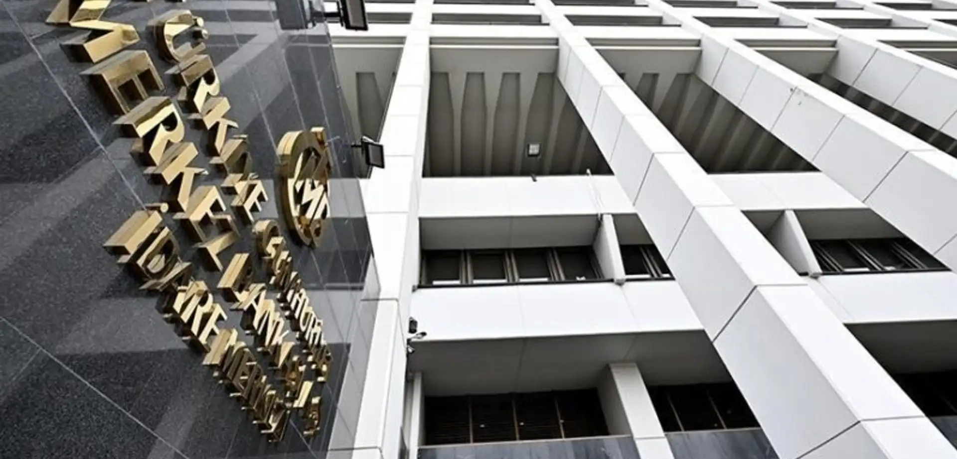 Merkez Bankası Faiz İndirimiyle Yeni Döneme Geçti