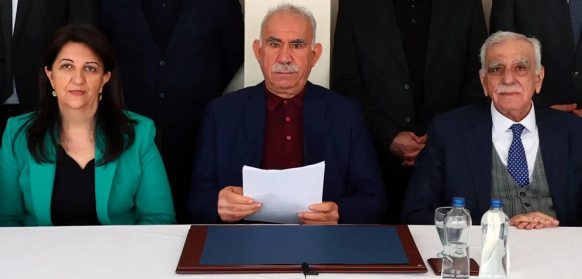 Öcalan'dan 'Demokratik Entegrasyon' Mesajı: Silah ve Şiddet Terk Edilmiştir