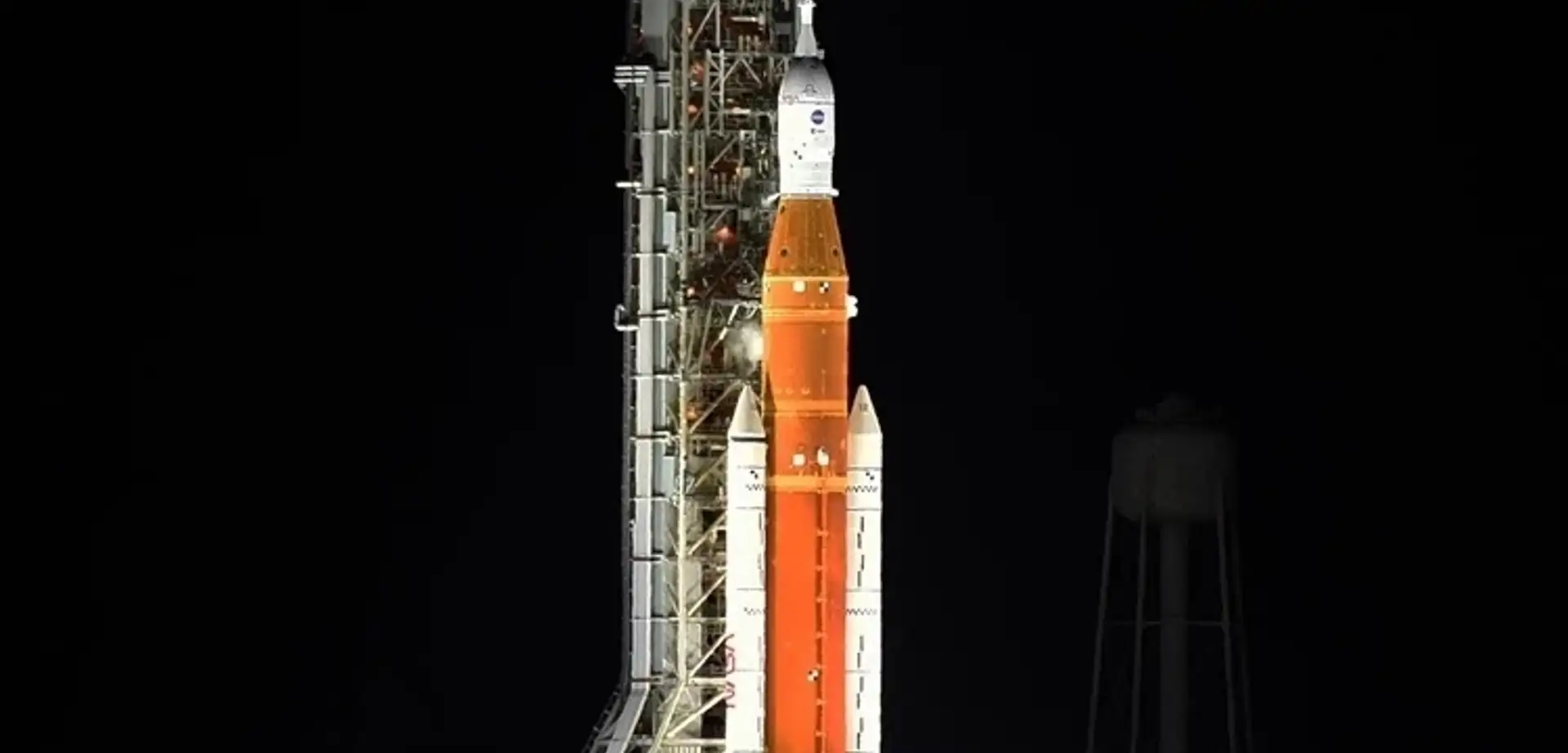 NASA'nın Ay Yolculuğu Yine Ertelendi