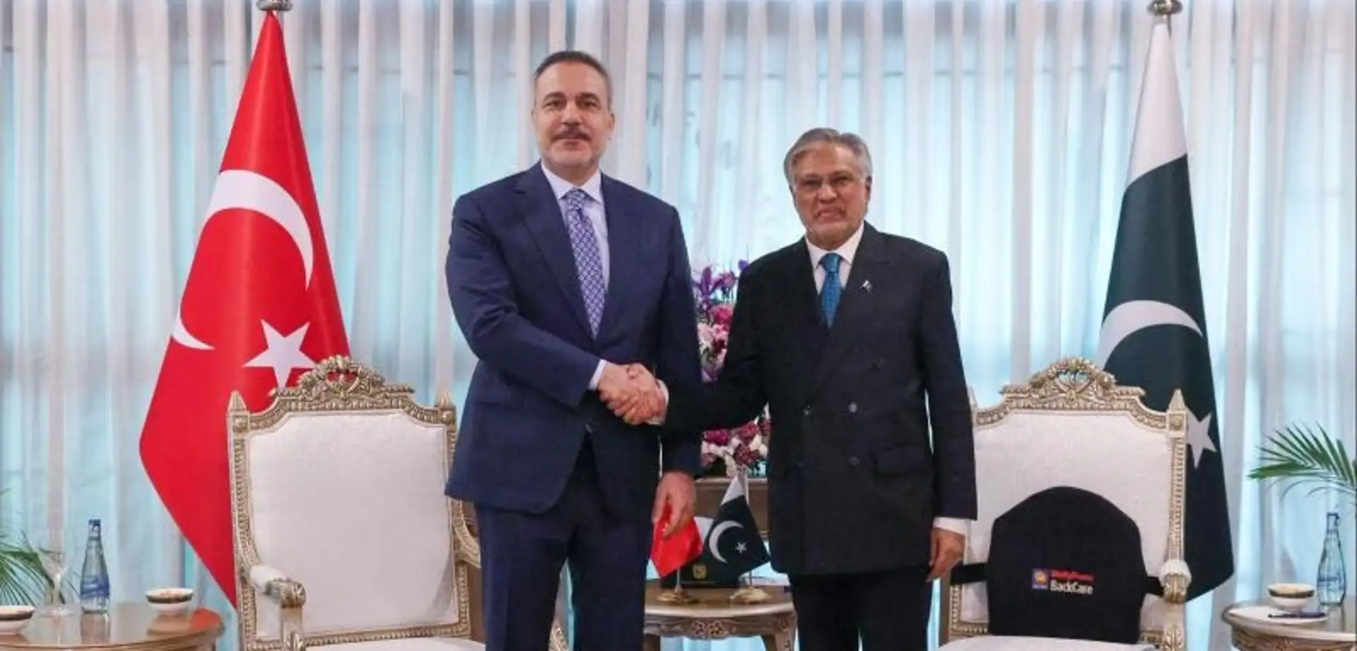 Bakan Fidan Pakistanlı Mevkidaşıyla Görüştü
