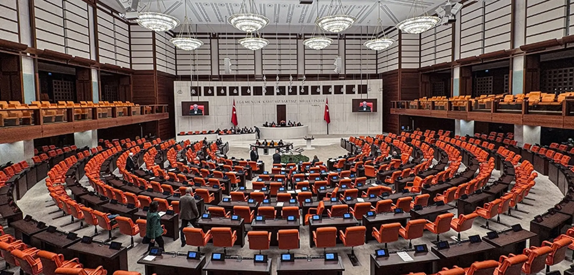 Yeni Torba Yasada Öğrenci Affı ve Borç Yapılandırması Detayları