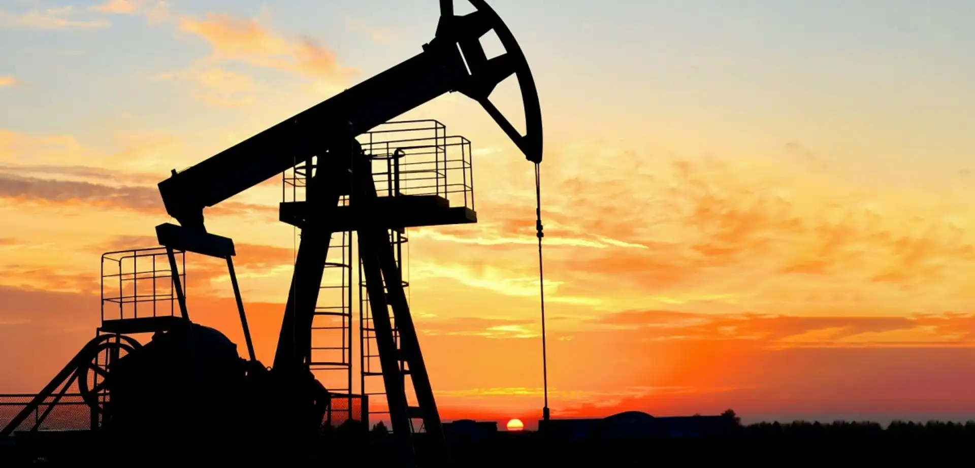 Petrol Fiyatları Zirveye Tırmandı