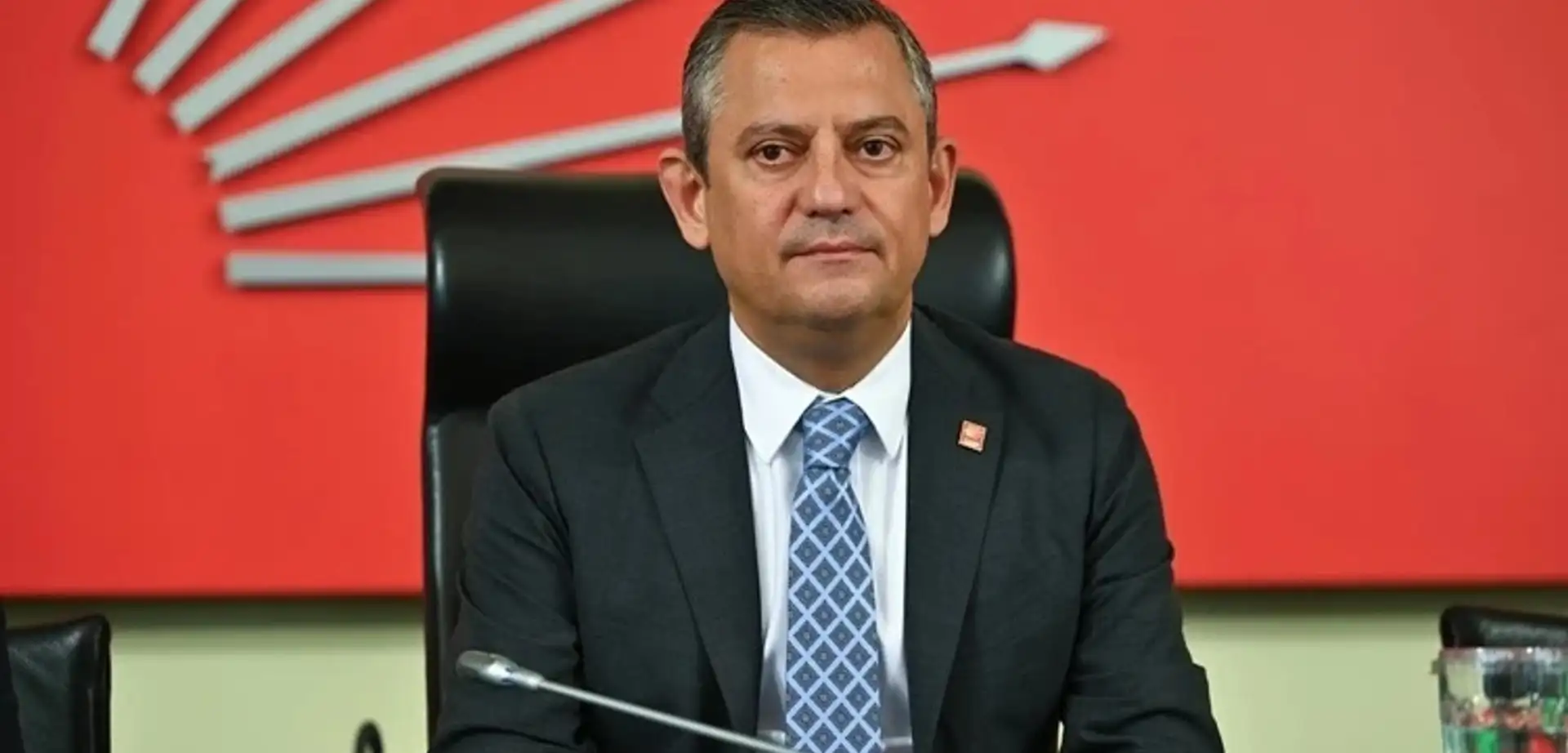 Özgür Özel'den 'Yargı Darbesi' Çıkışı: "Bu Savaş Millete Karşı Açılmıştır"