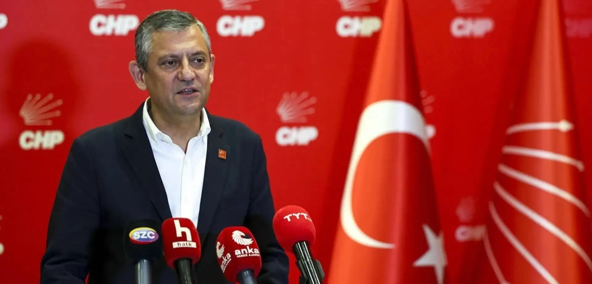 Özgür Özel 'Yeni Parti' İddialarını Yanıtladı